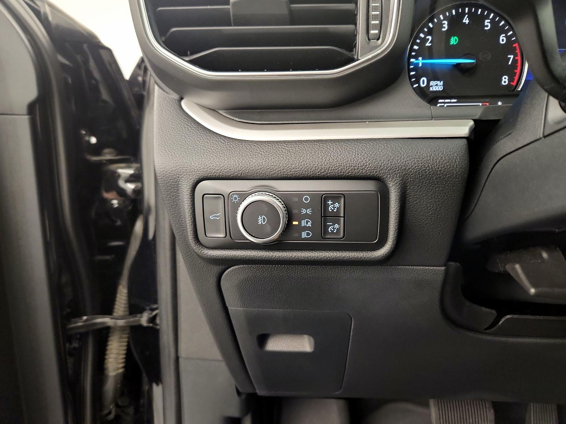 Thumbnail: 2020 Ford Explorer - 13