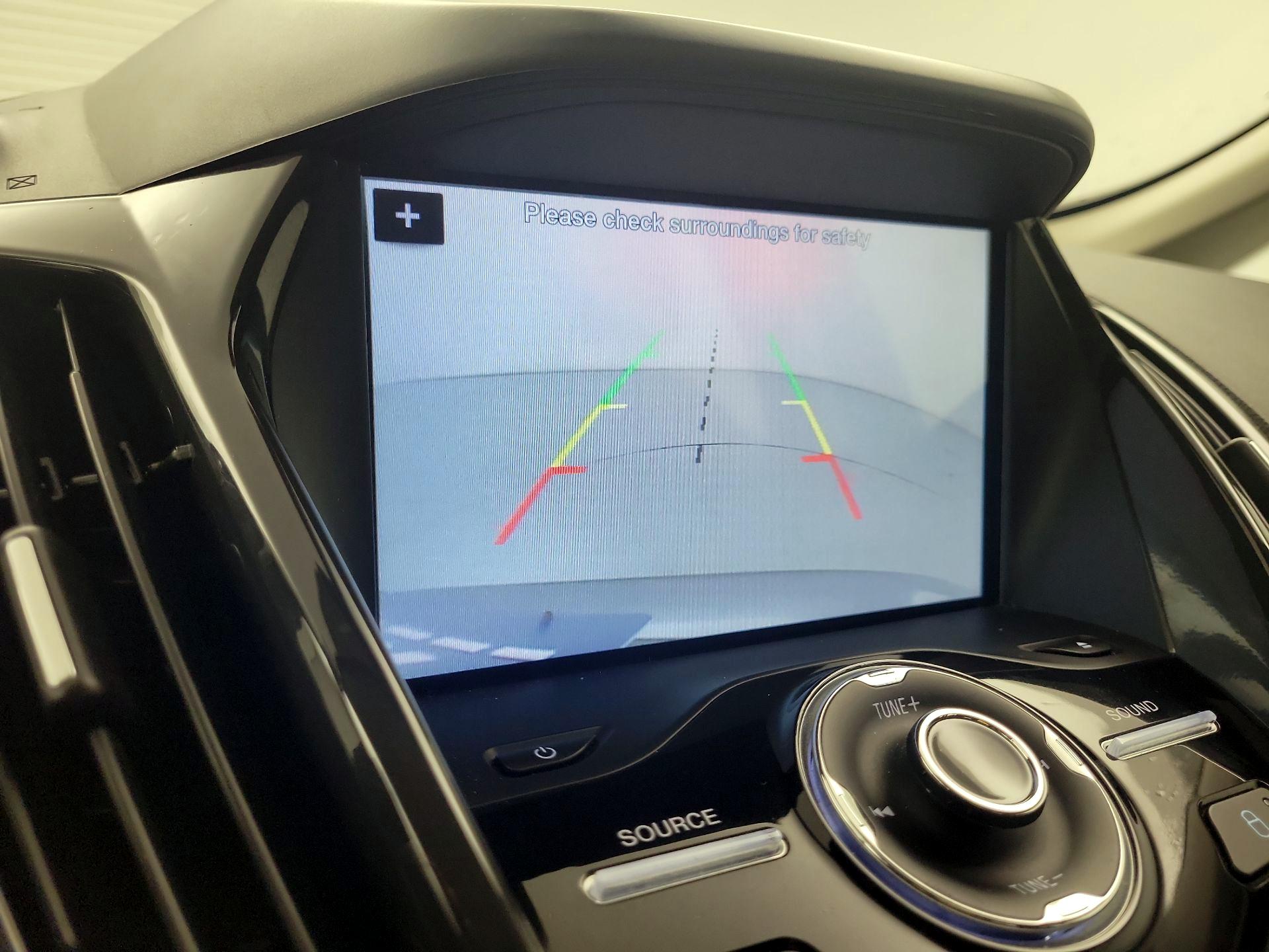 Thumbnail: 2016 Ford C-Max - 15