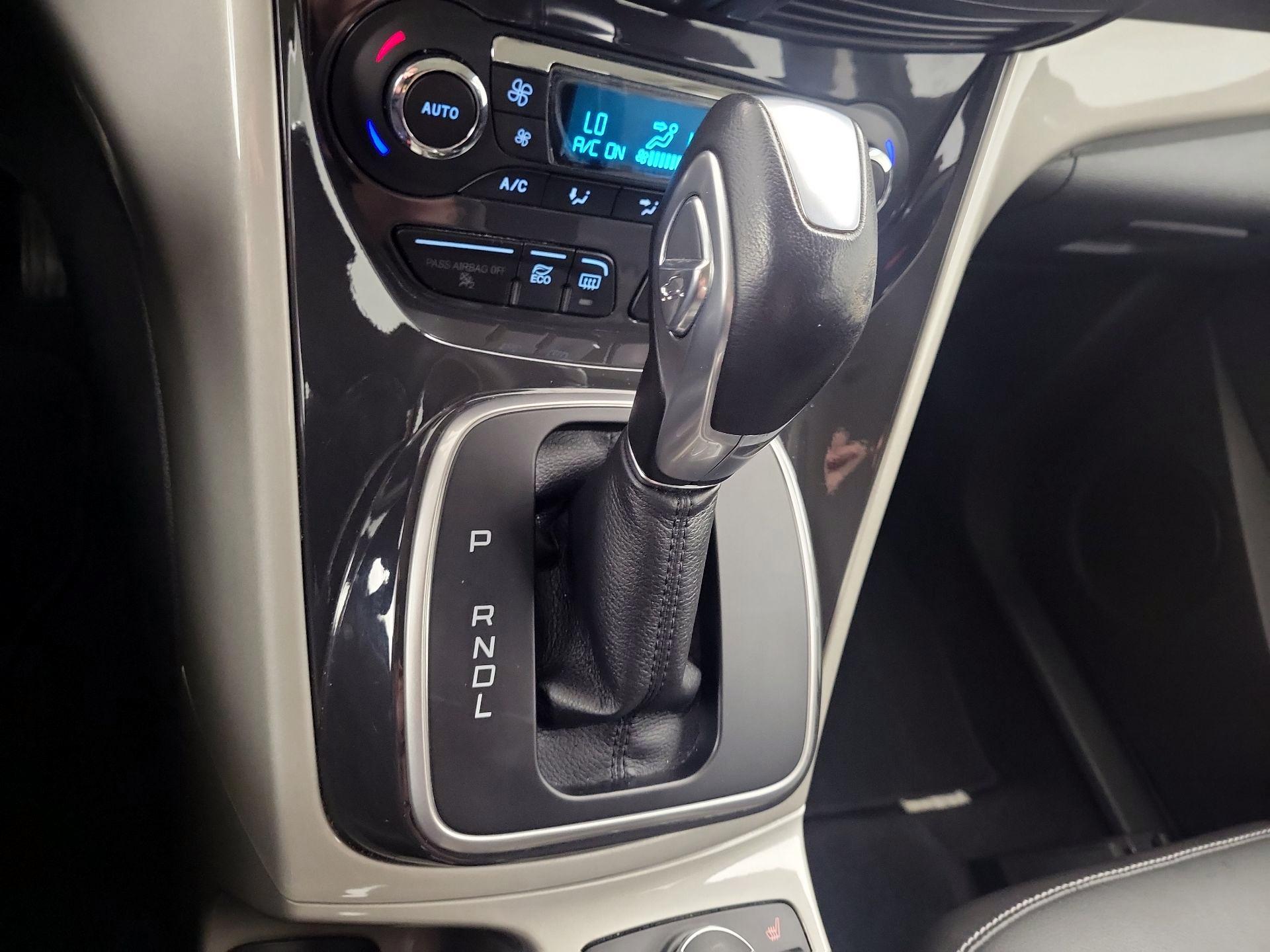 Thumbnail: 2016 Ford C-Max - 18