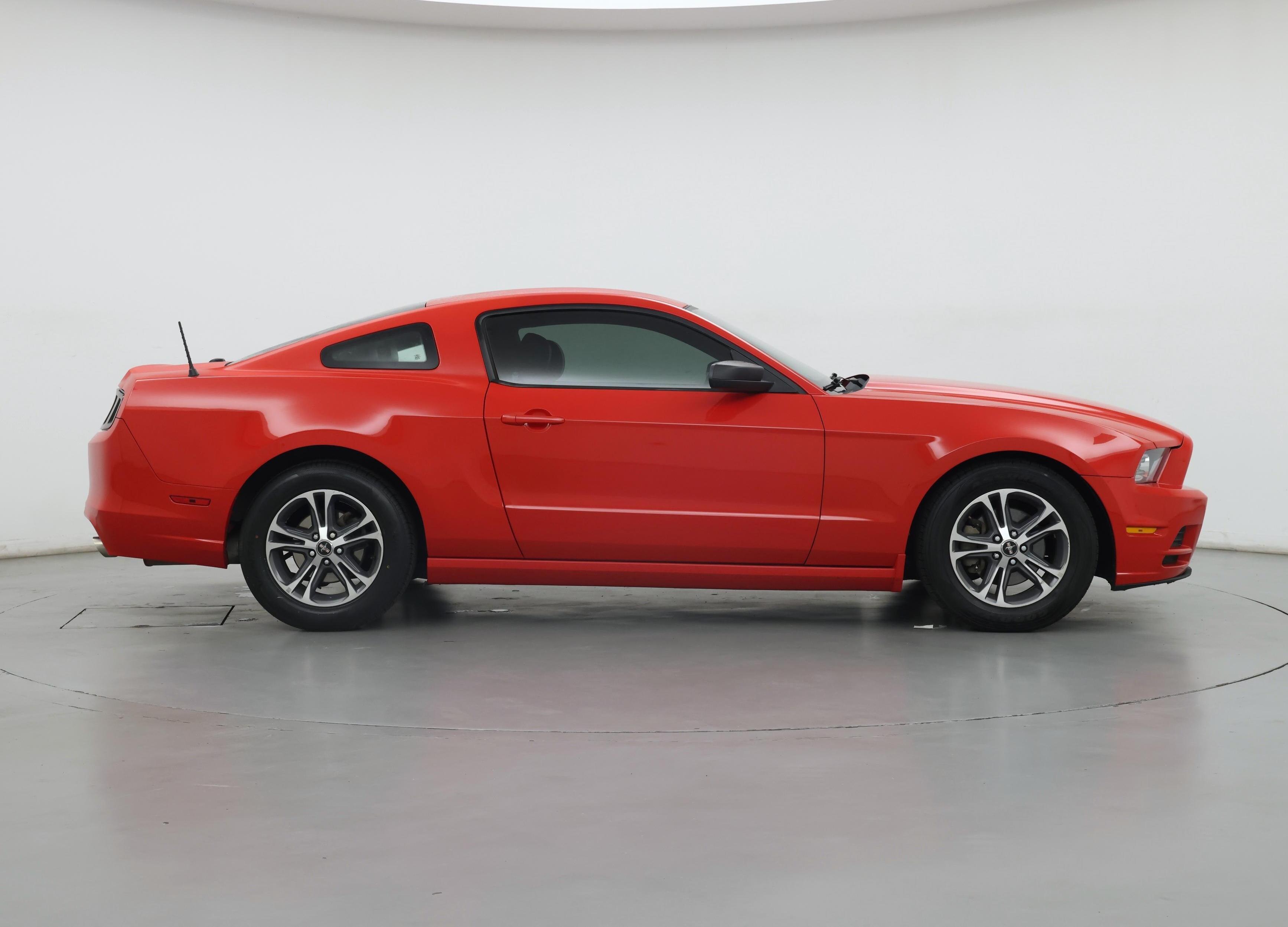 Thumbnail: 2014 Ford Mustang - 7