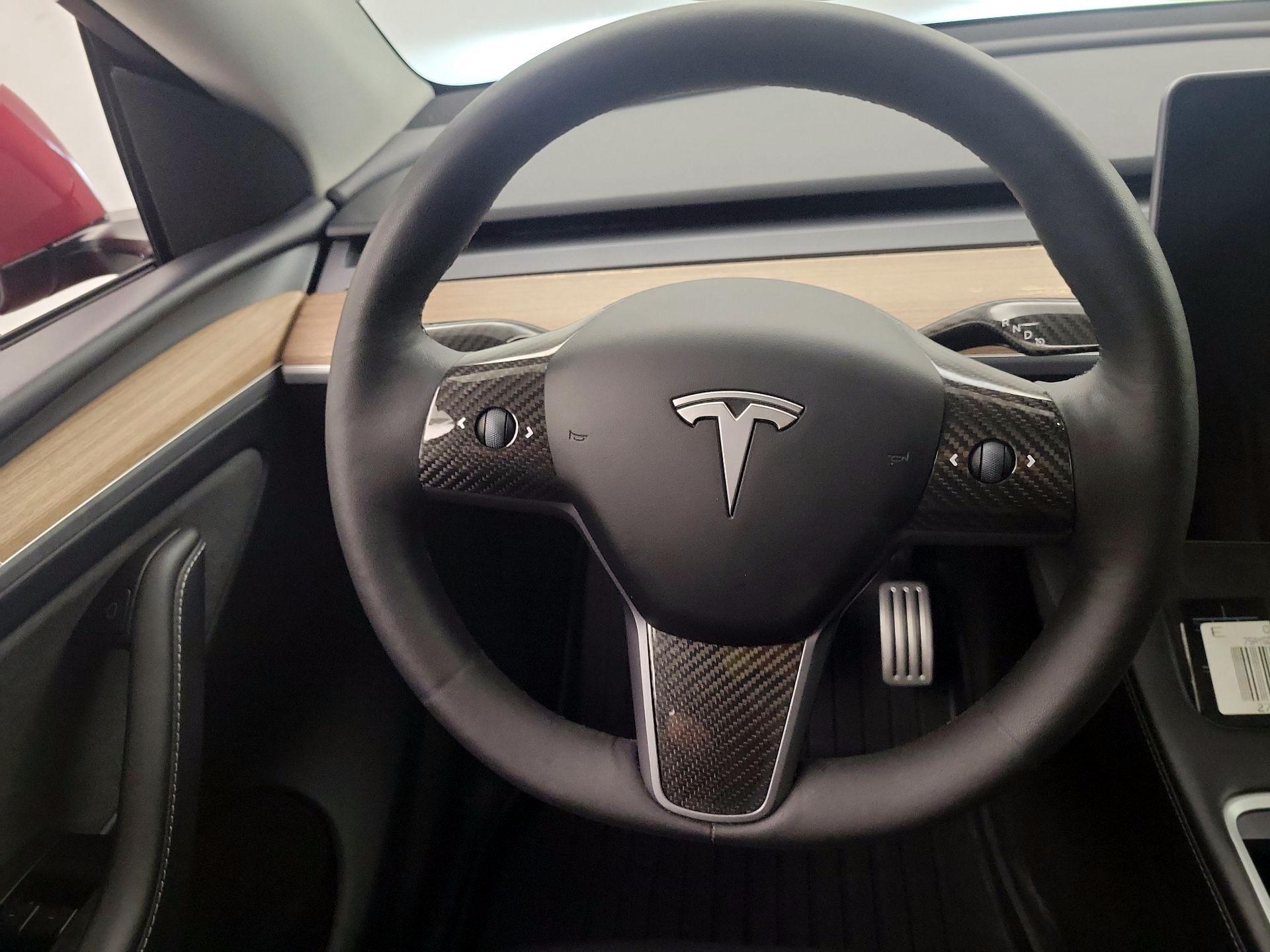 Thumbnail: 2023 Tesla Model Y - 10