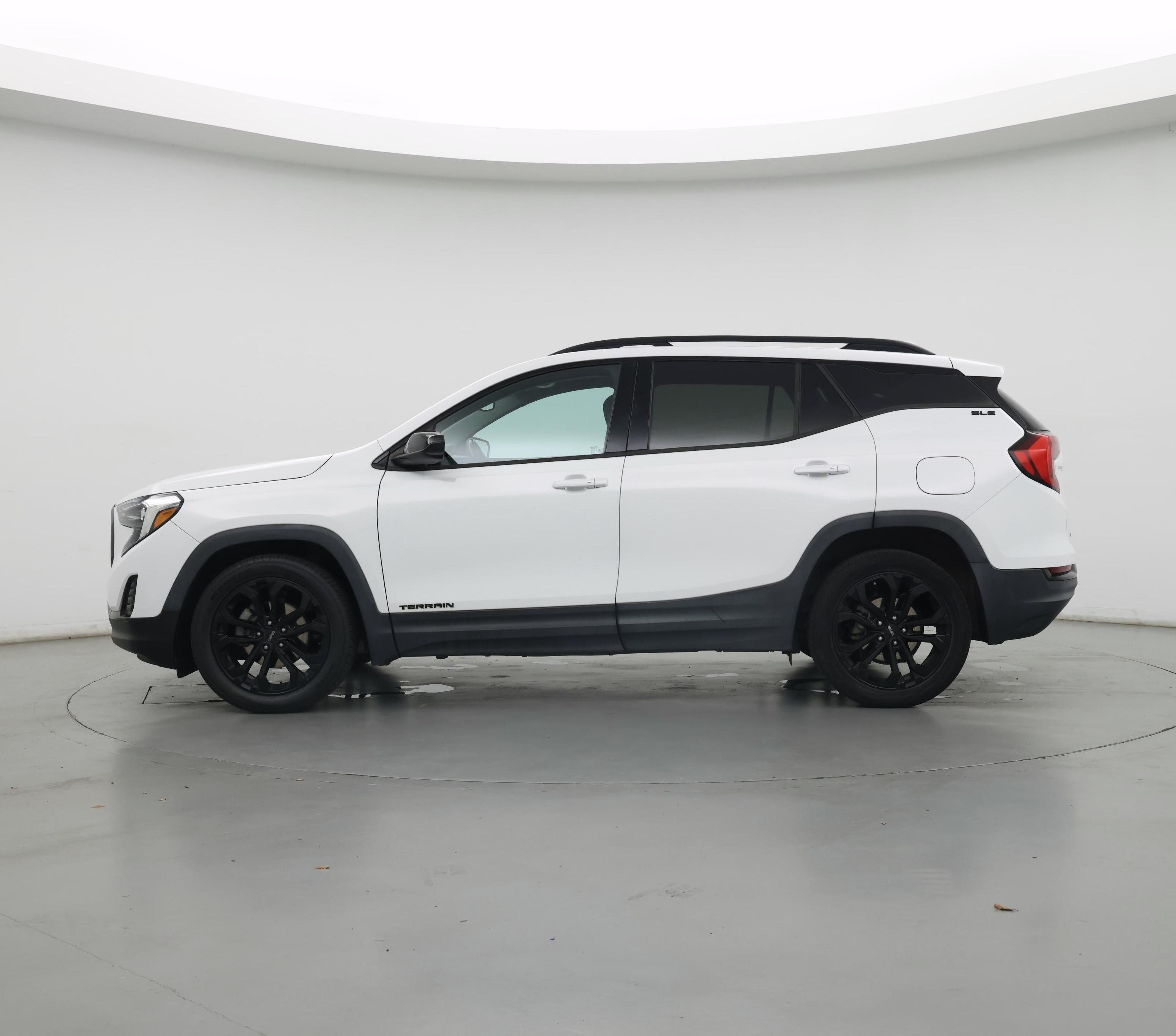 Thumbnail: 2020 GMC Terrain - 3