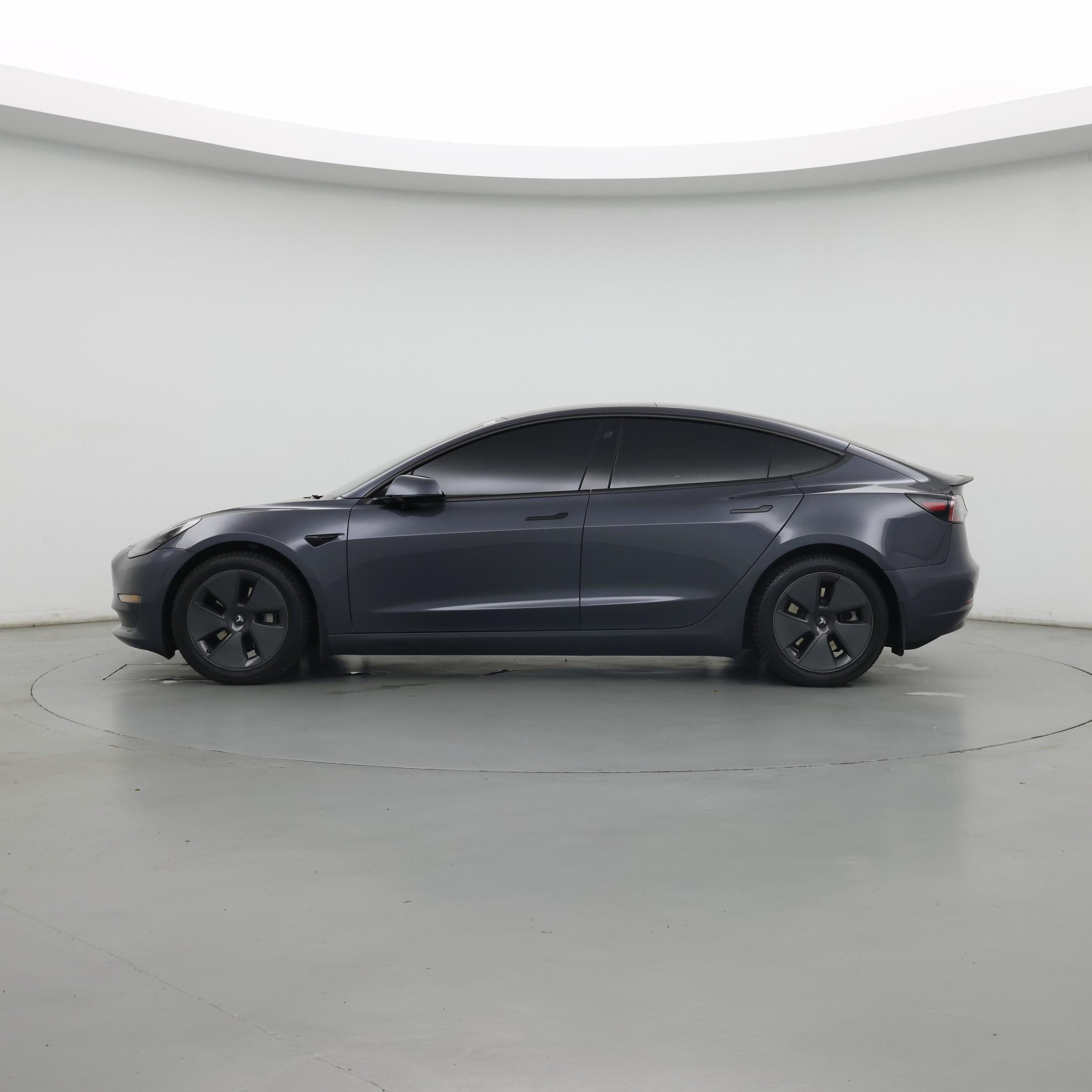 Thumbnail: 2022 Tesla Model 3 - 3