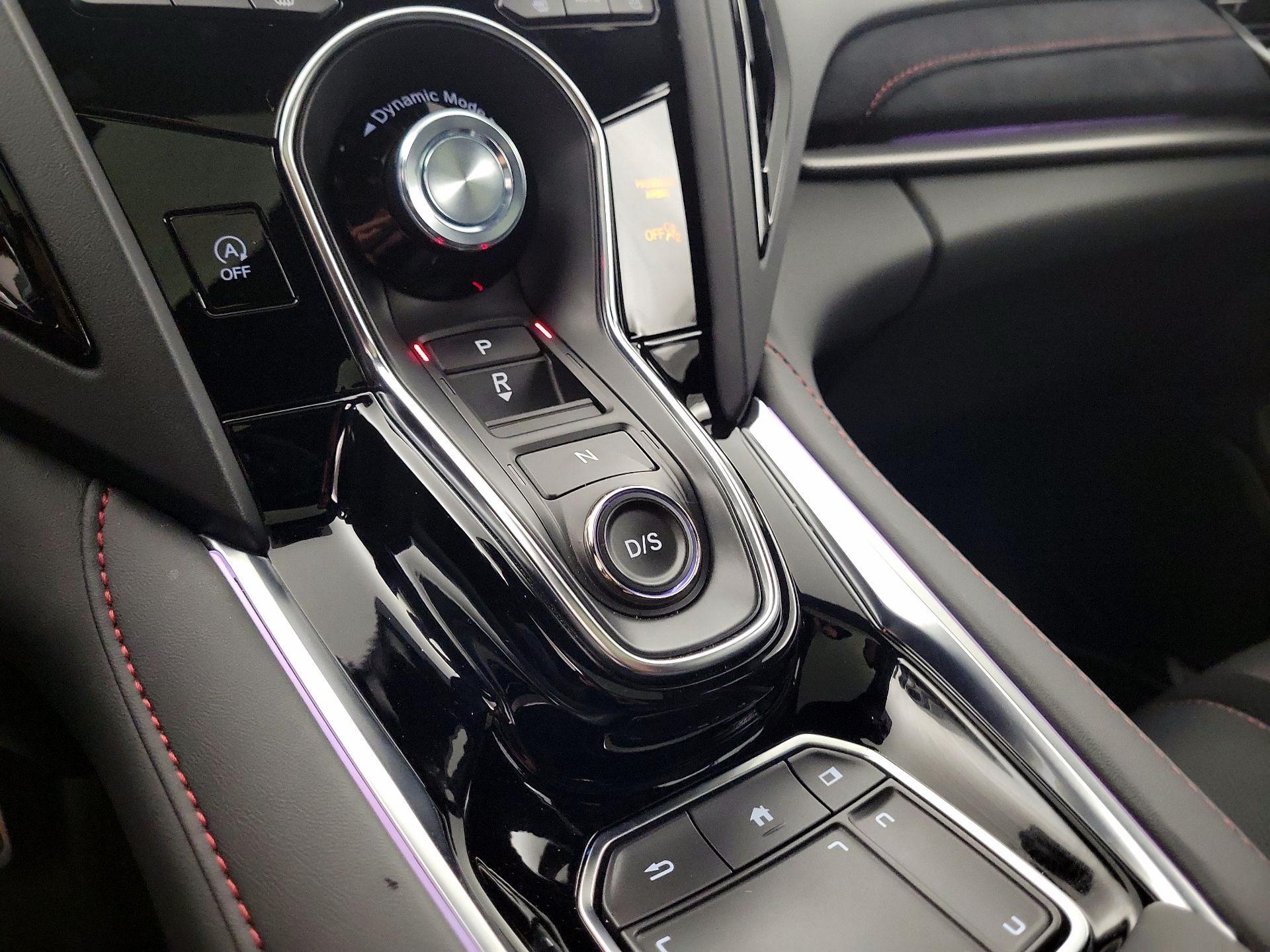 Thumbnail: 2025 Acura RDX - 17