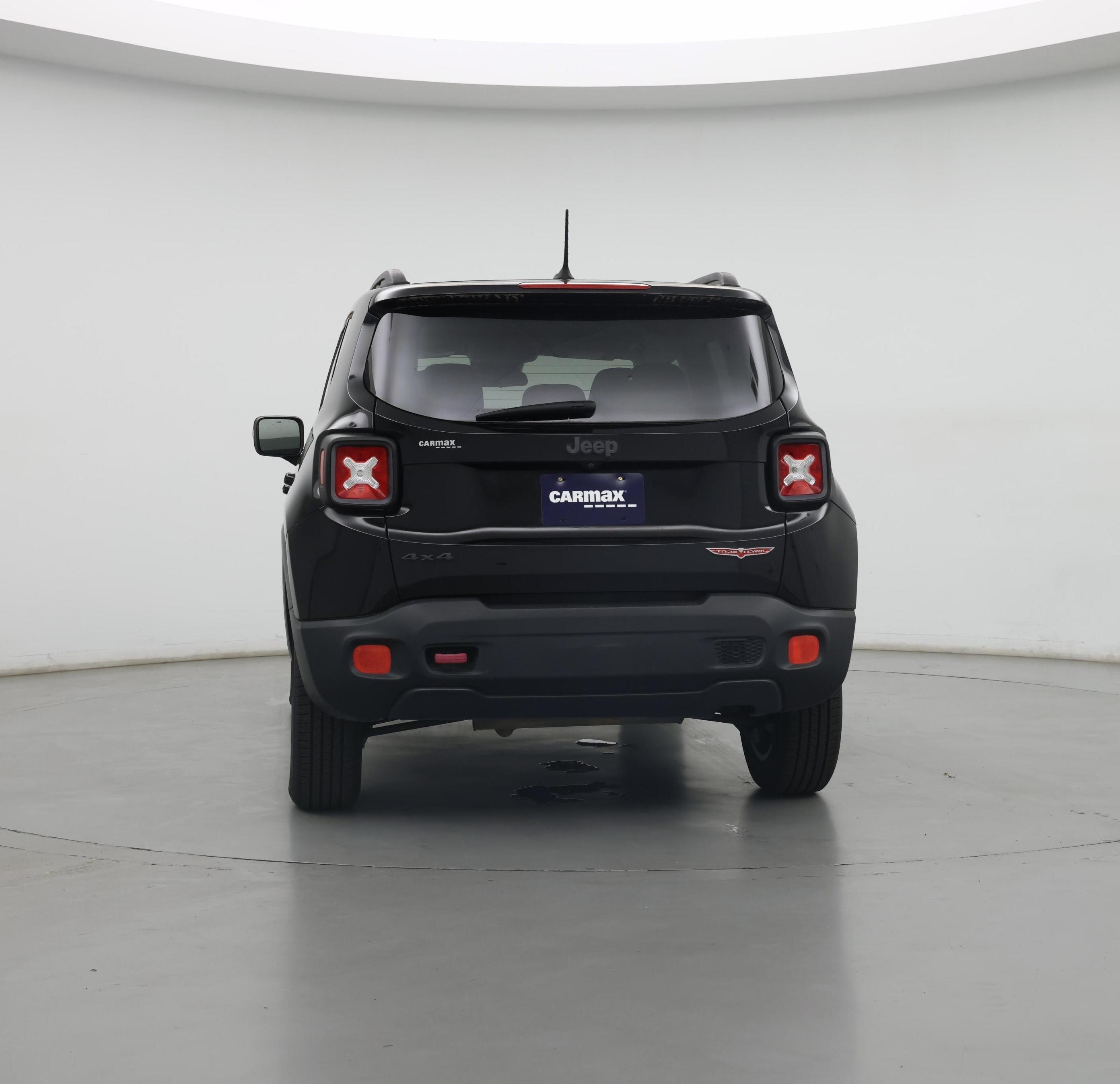 Thumbnail: 2015 Jeep Renegade - 6