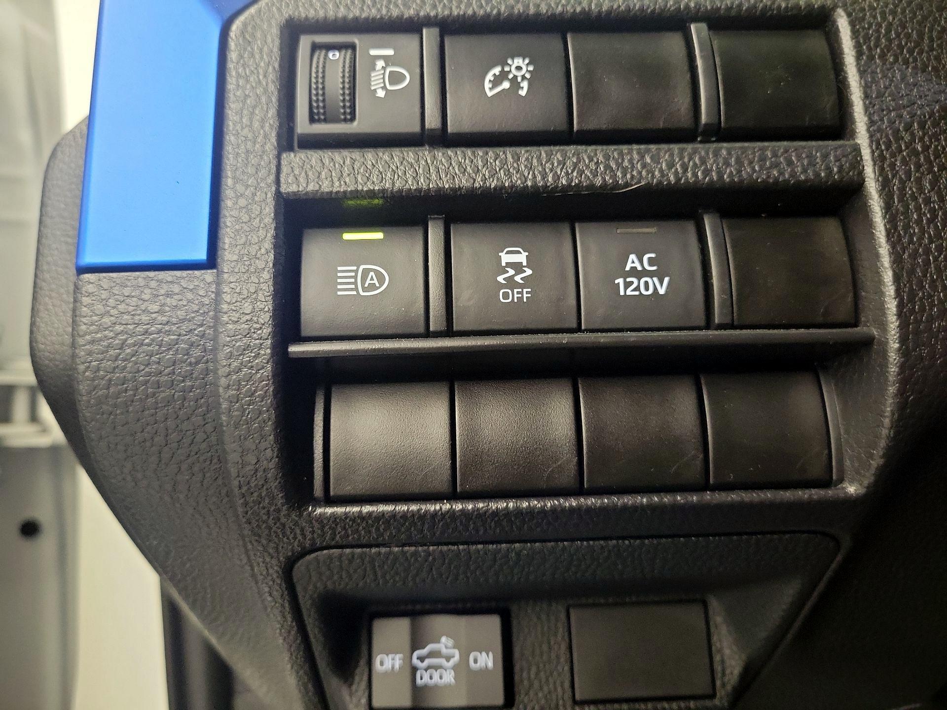 Thumbnail: 2024 Toyota Tacoma - 13