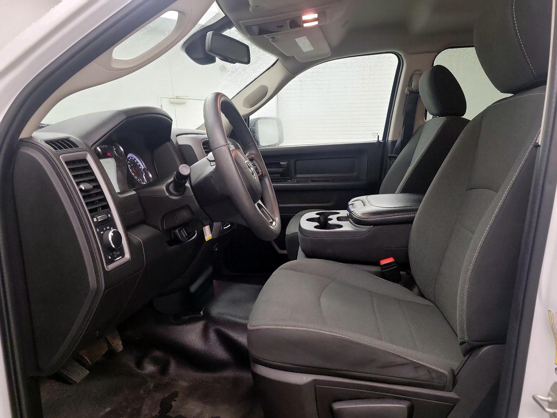 Thumbnail: 2023 RAM 1500 Classic - 11