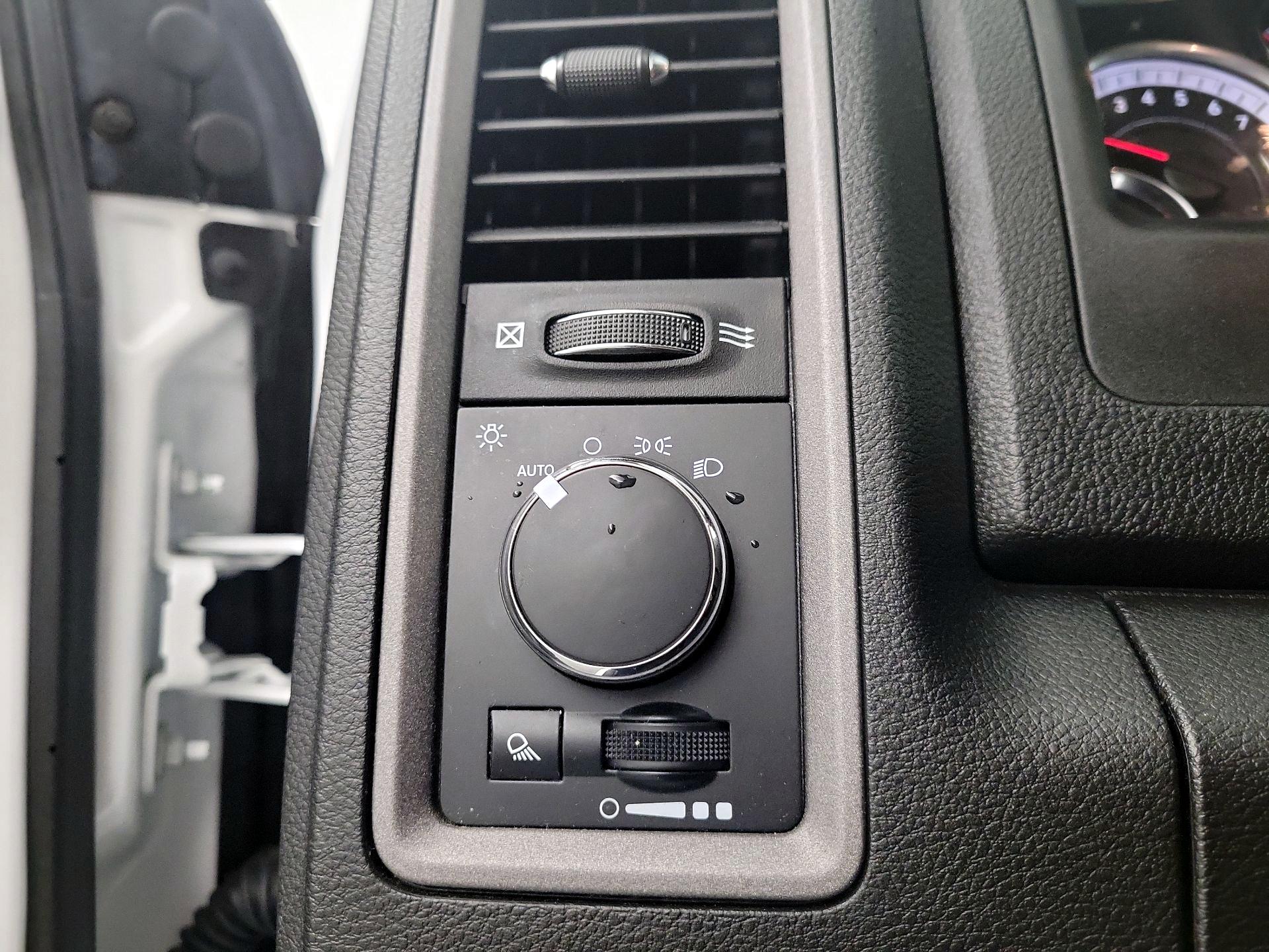 Thumbnail: 2023 RAM 1500 Classic - 13