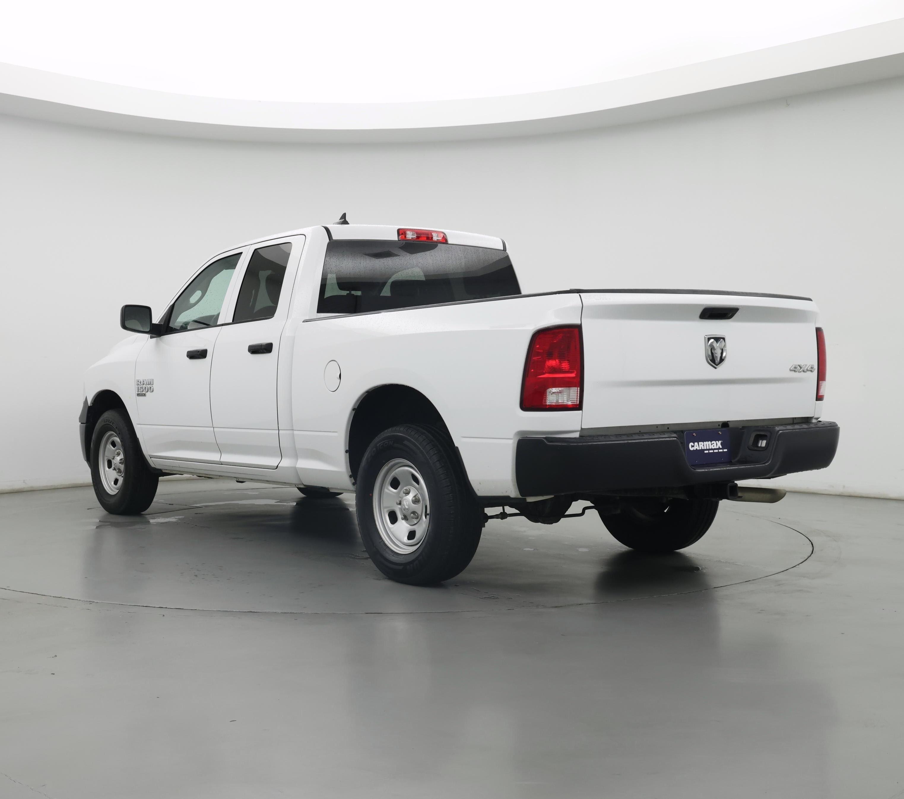 Thumbnail: 2023 RAM 1500 Classic - 2
