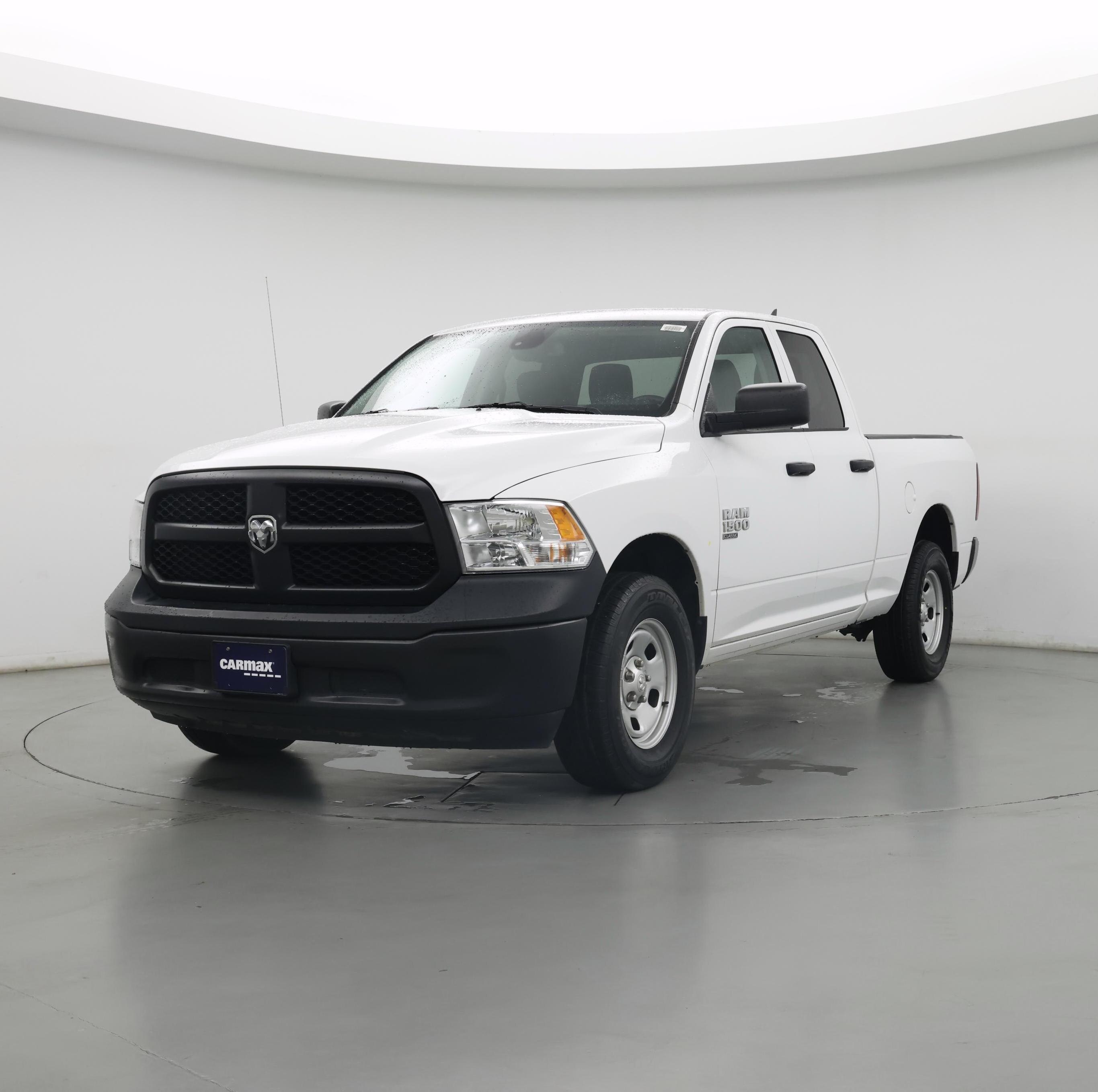 Thumbnail: 2023 RAM 1500 Classic - 4