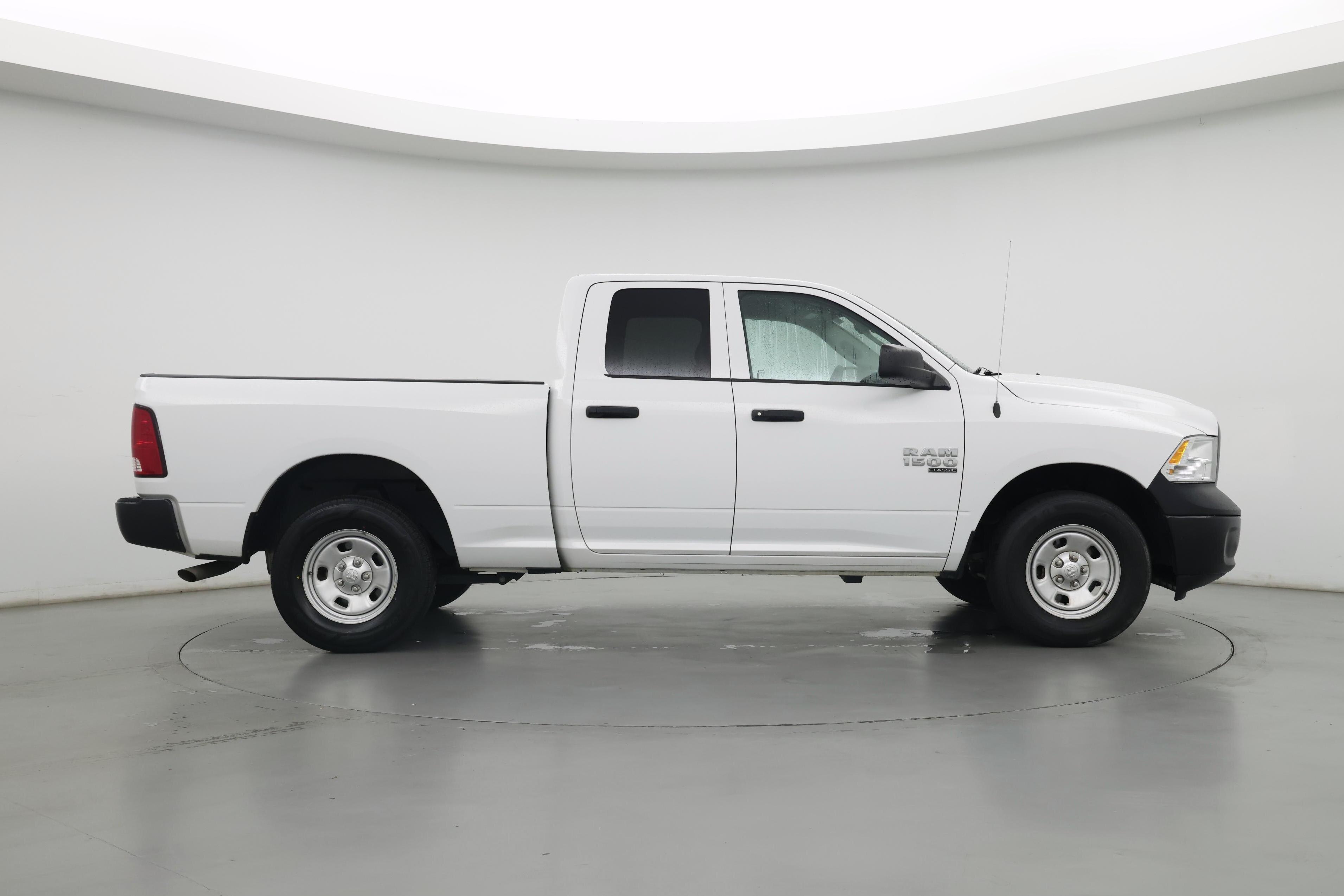 Thumbnail: 2023 RAM 1500 Classic - 7