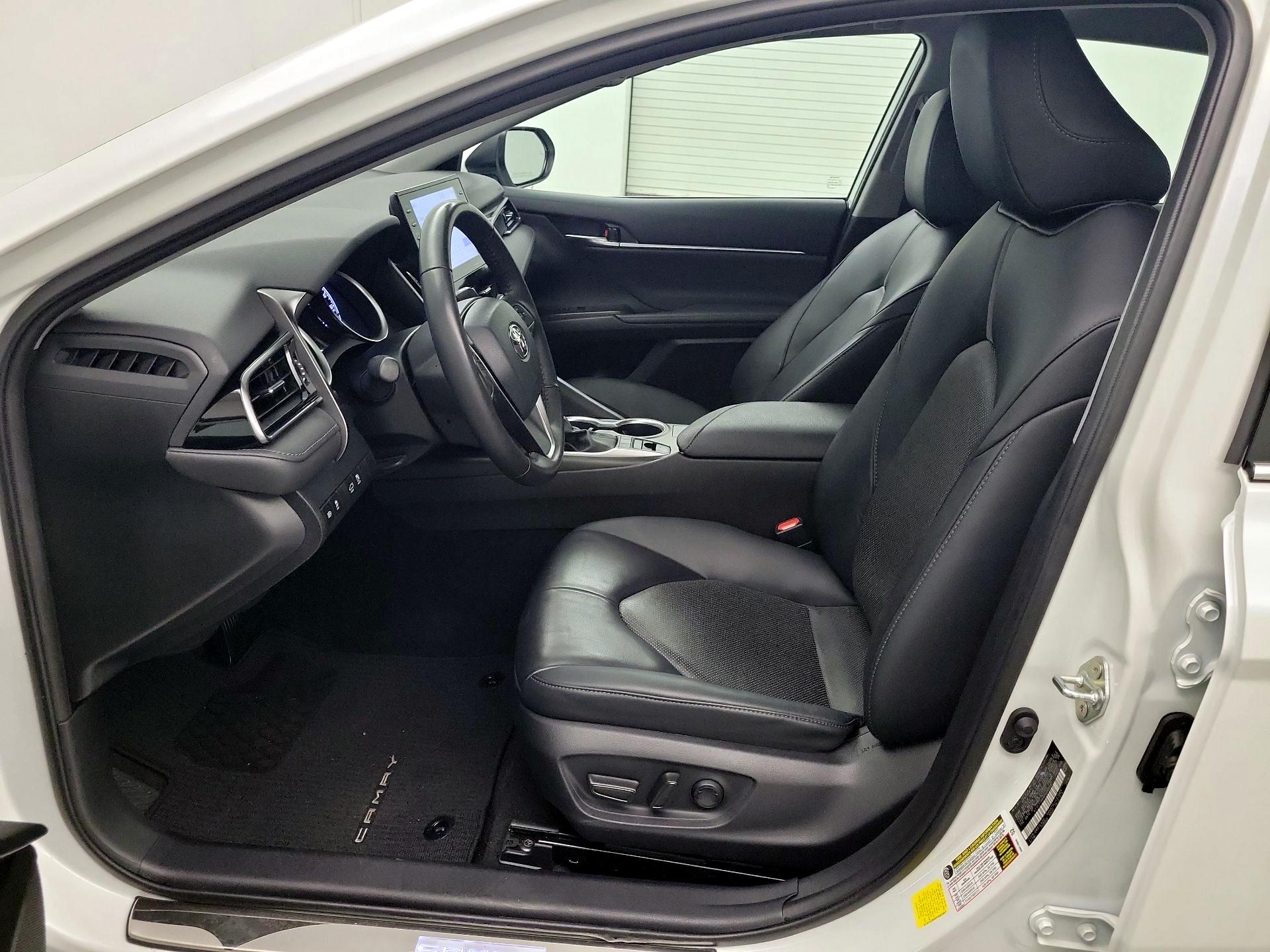 Thumbnail: 2023 Toyota Camry - 11