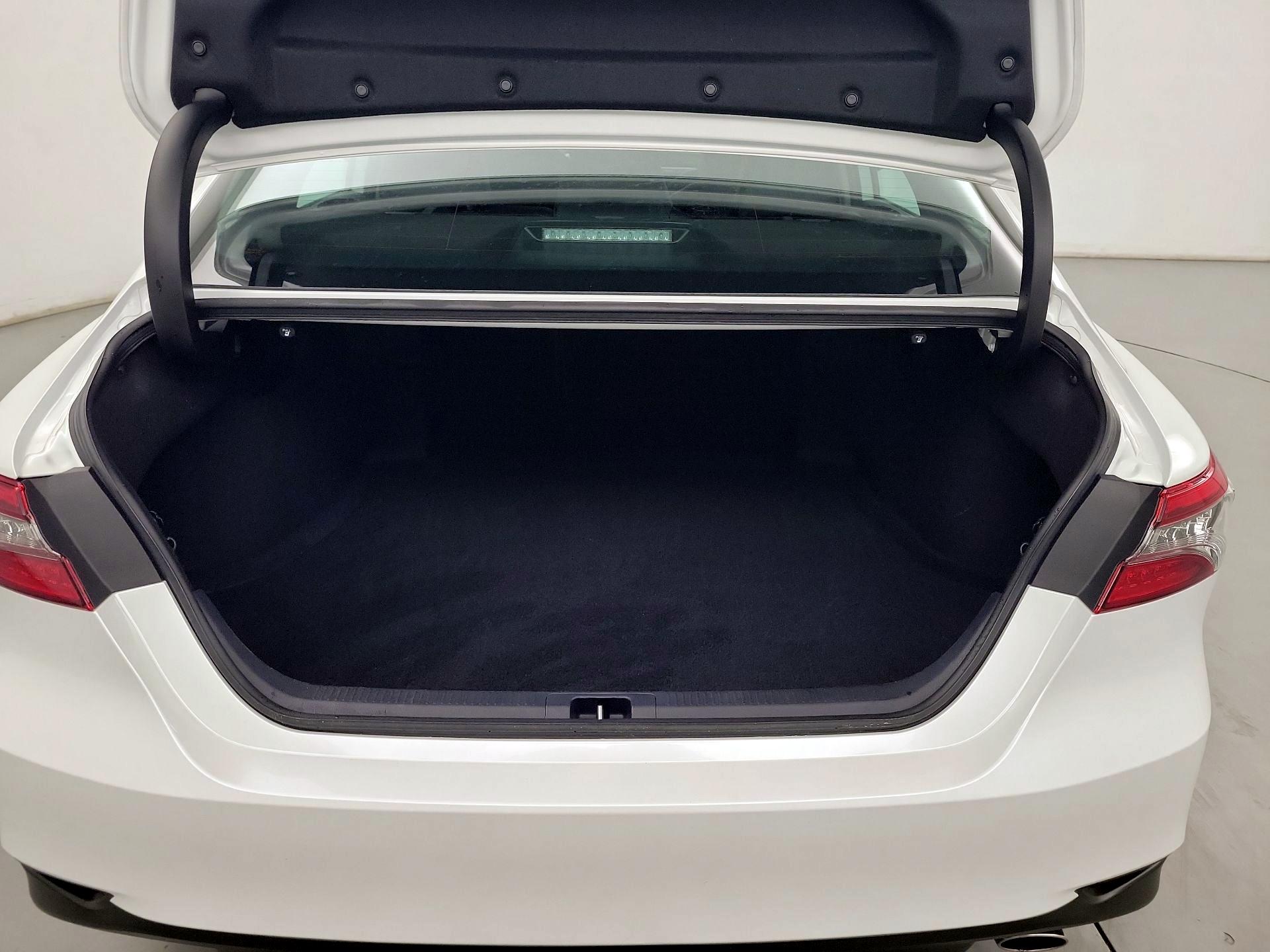 Thumbnail: 2023 Toyota Camry - 20