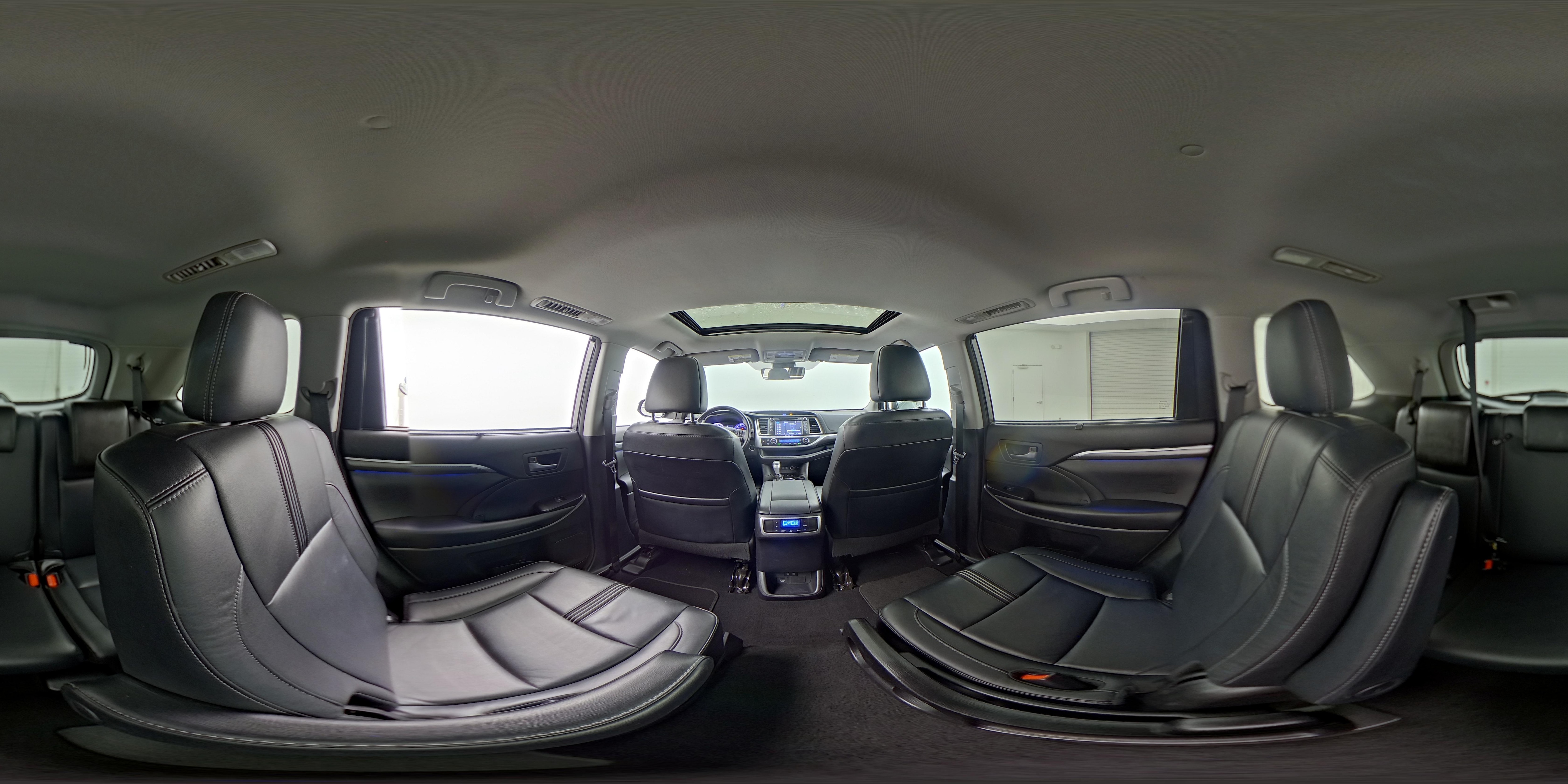 2018 Toyota Highlander SE - Photo 27