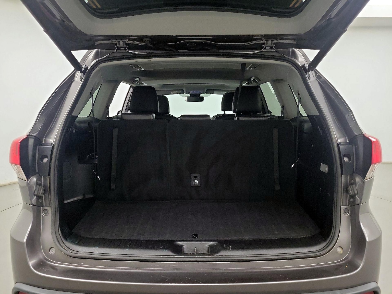 2018 Toyota Highlander SE - Photo 23