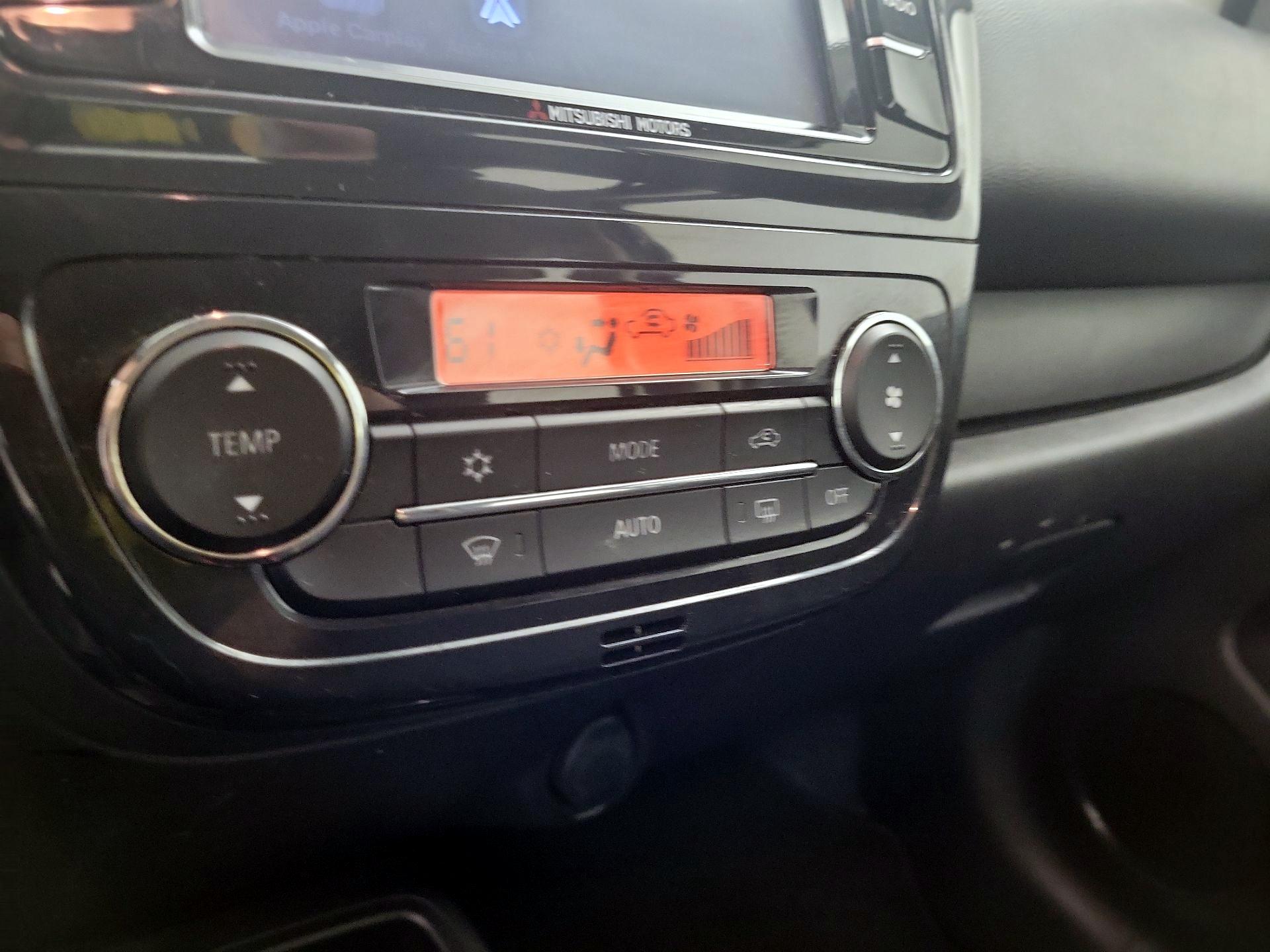 Thumbnail: 2018 Mitsubishi Mirage - 16