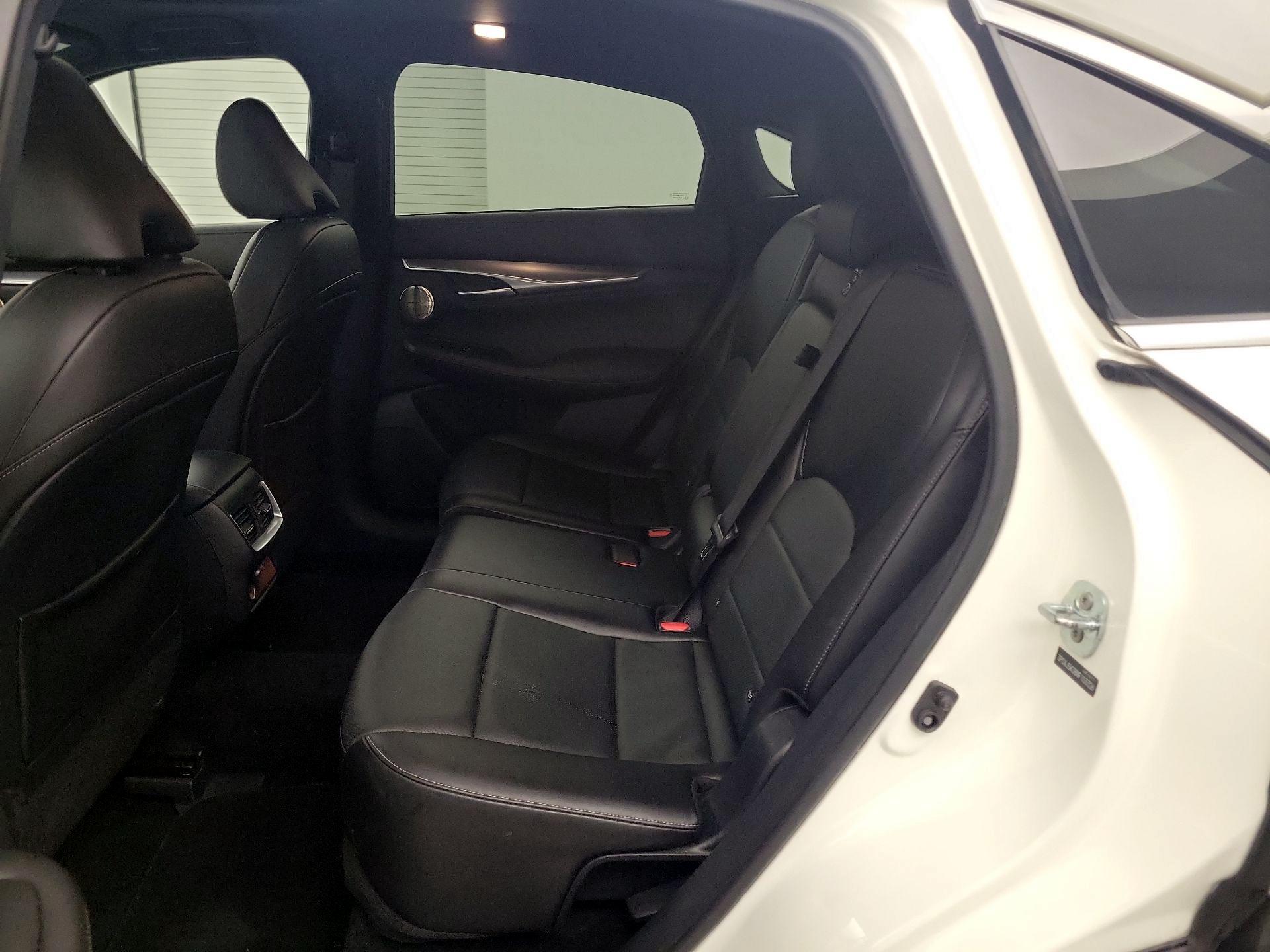 Thumbnail: 2022 INFINITI QX55 - 19