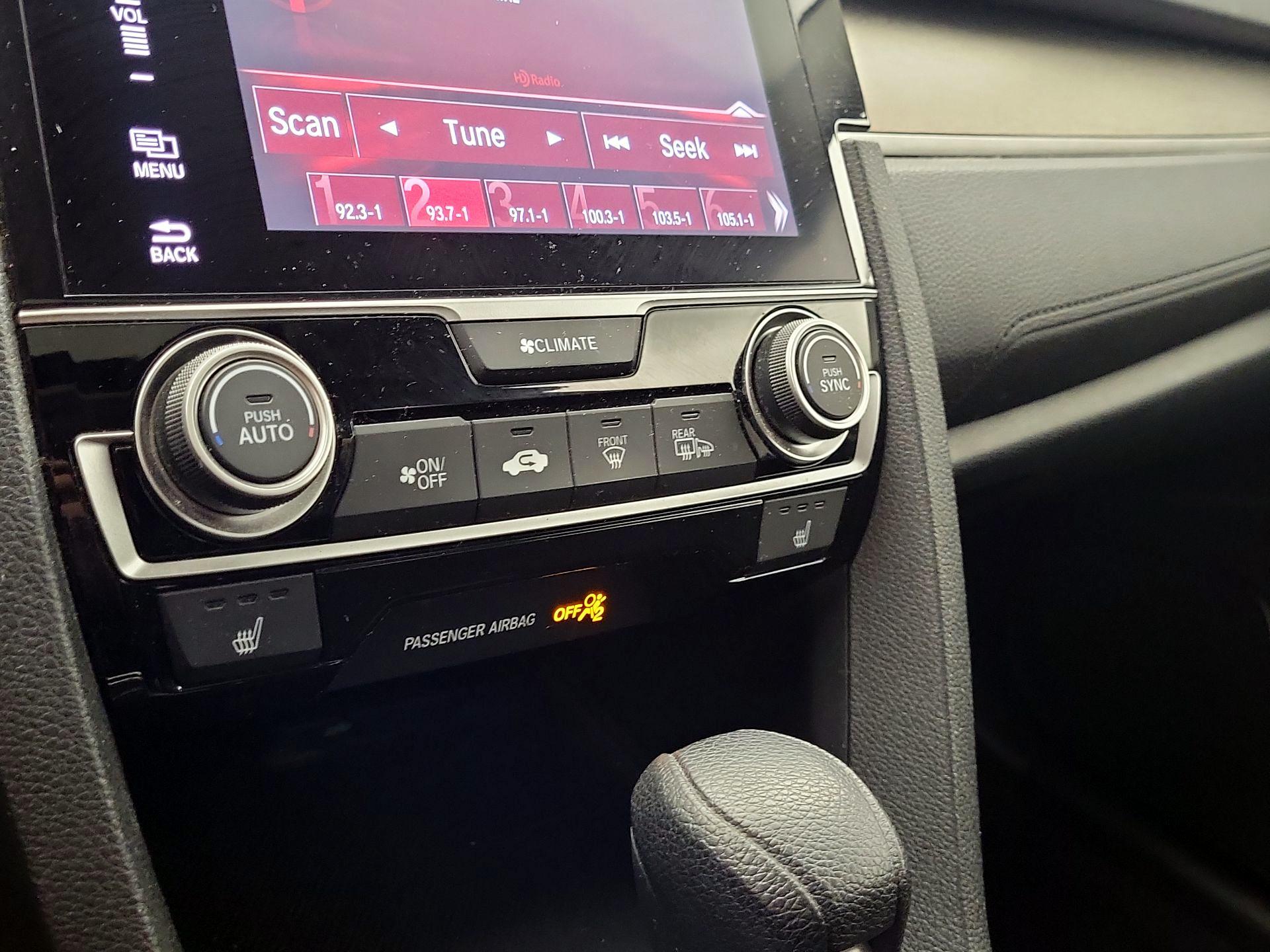 Thumbnail: 2016 Honda Civic - 16