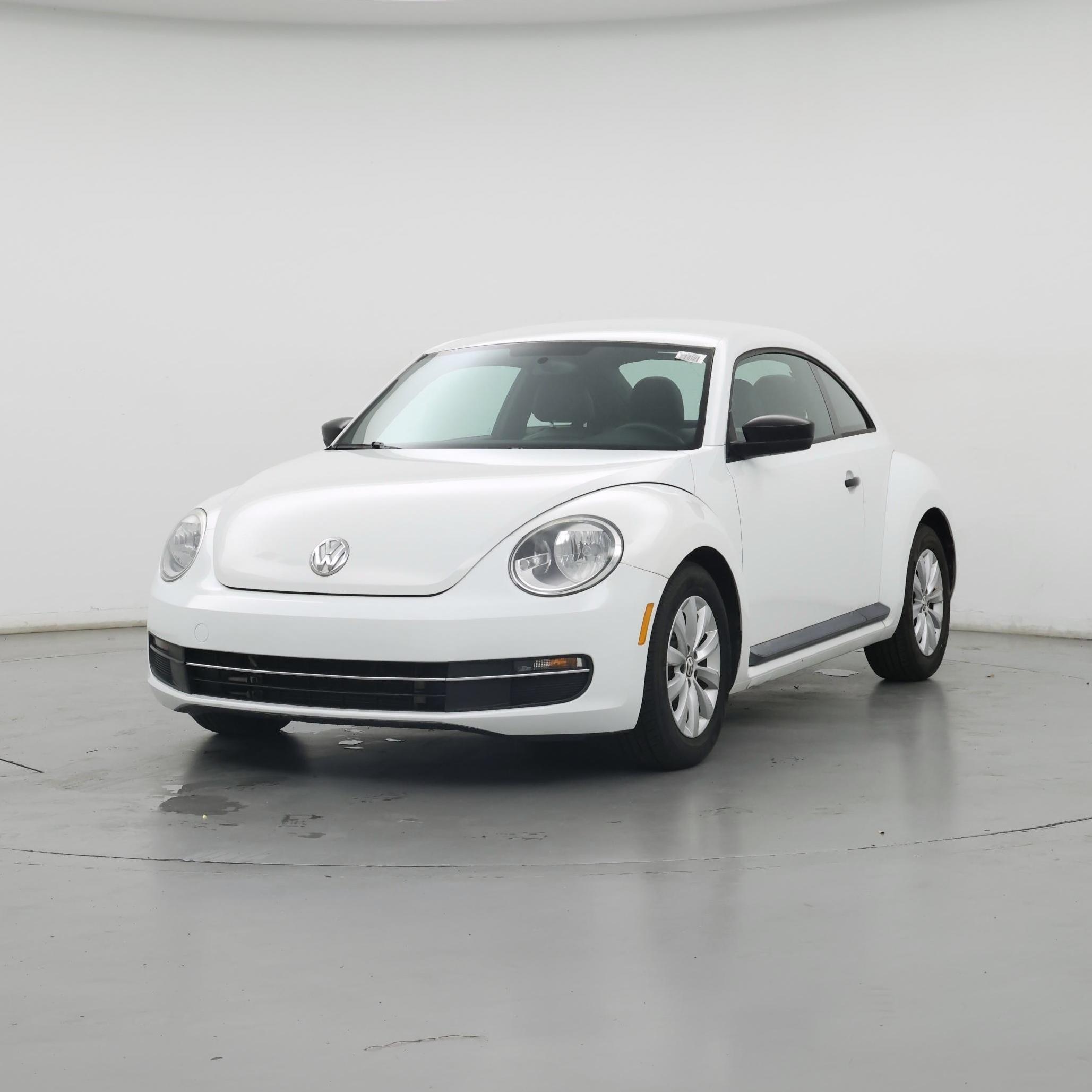 Thumbnail: 2015 Volkswagen Beetle - 4