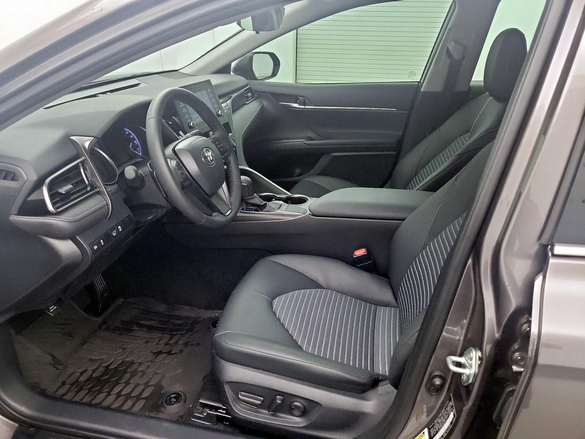 Thumbnail: 2024 Toyota Camry - 11