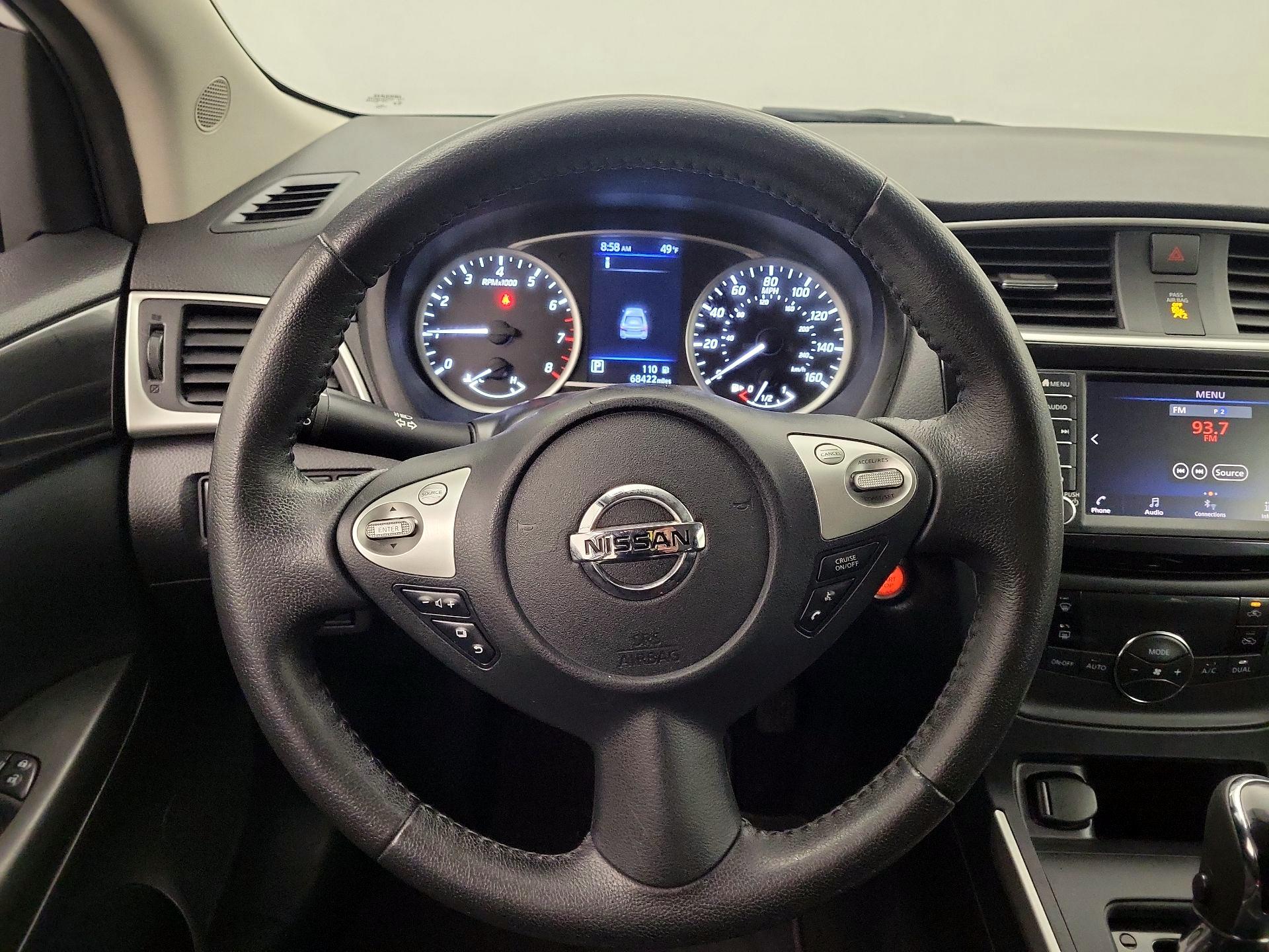 Thumbnail: 2019 Nissan Sentra - 10