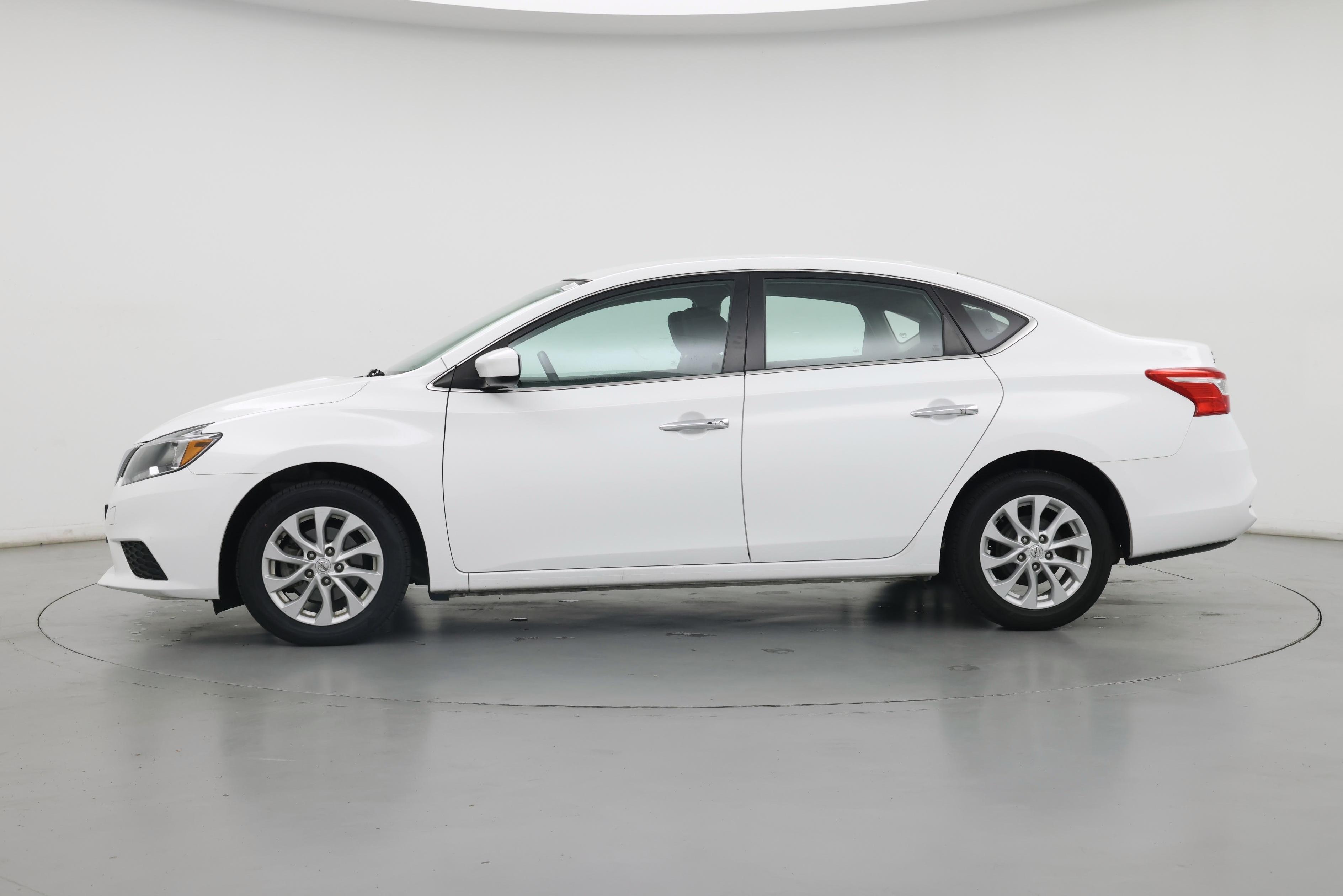 Thumbnail: 2019 Nissan Sentra - 3