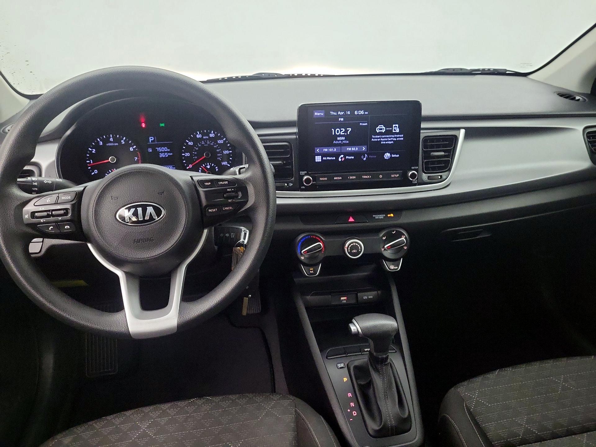 Thumbnail: 2021 Kia Rio - 9