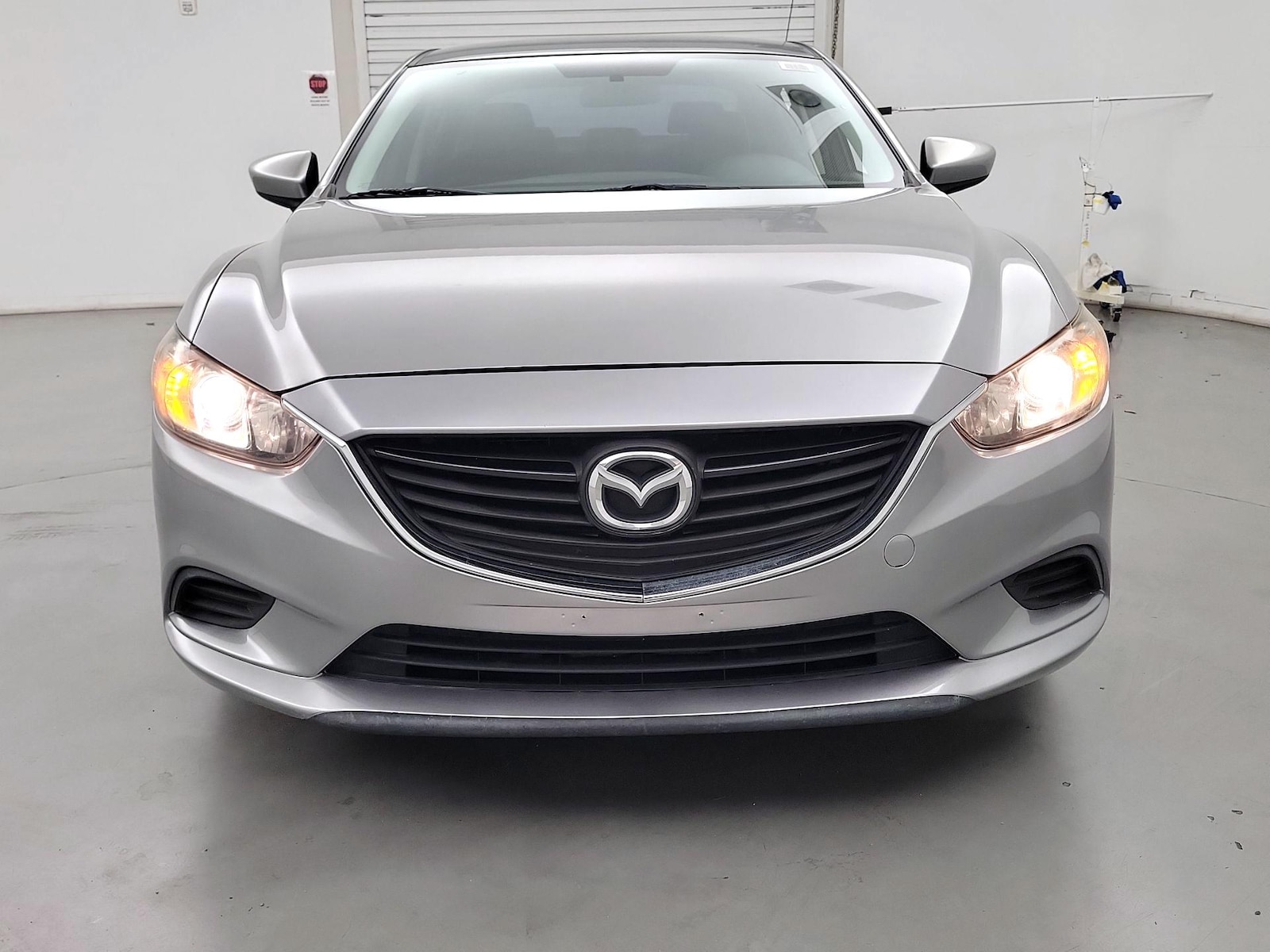 2015 Mazda MAZDA6 i Touring - Photo 2