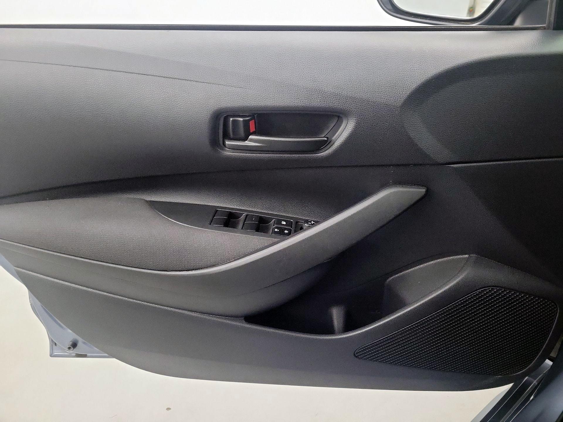 Thumbnail: 2025 Toyota Corolla - 12