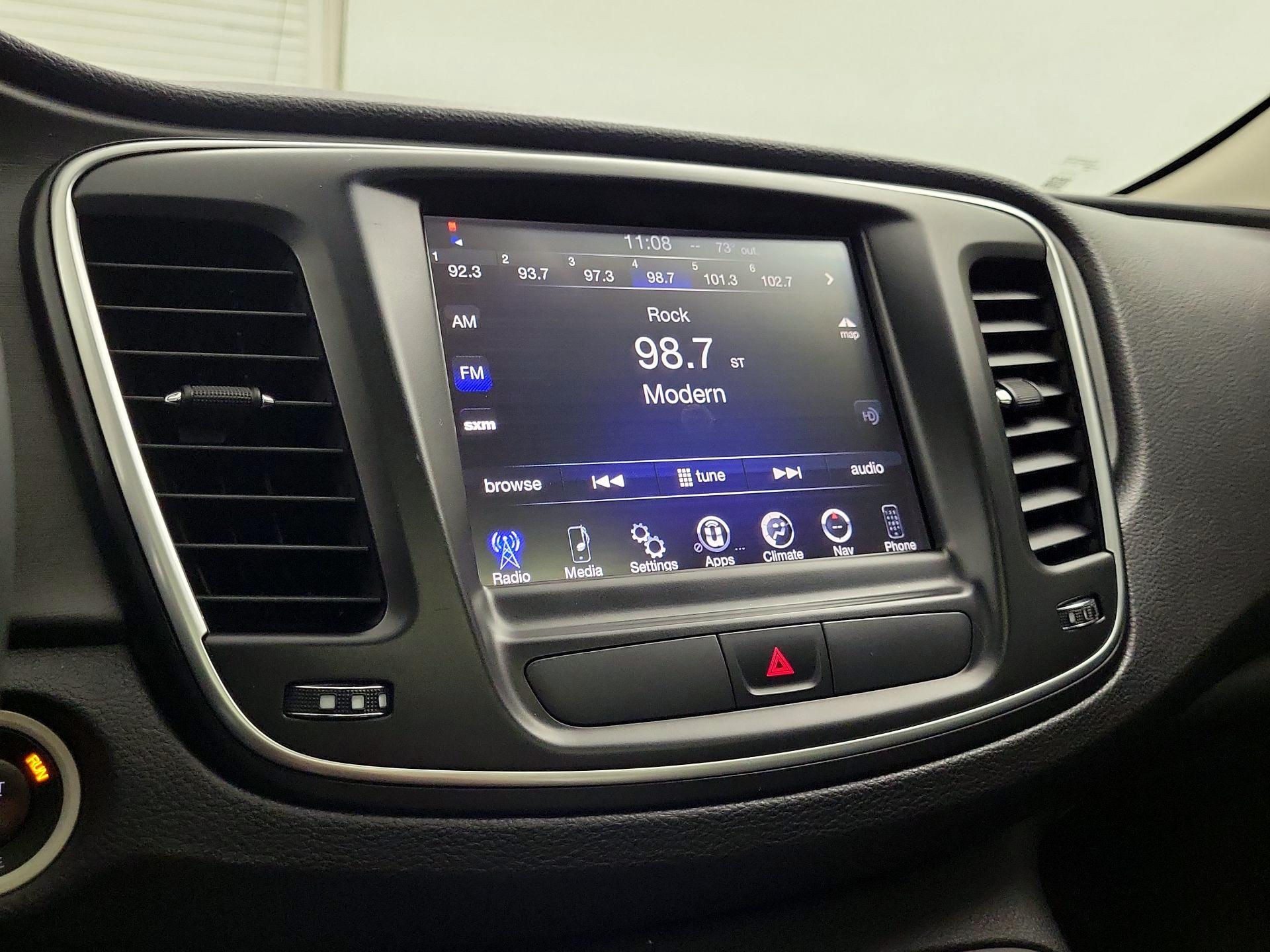 Thumbnail: 2015 Chrysler 200 - 16