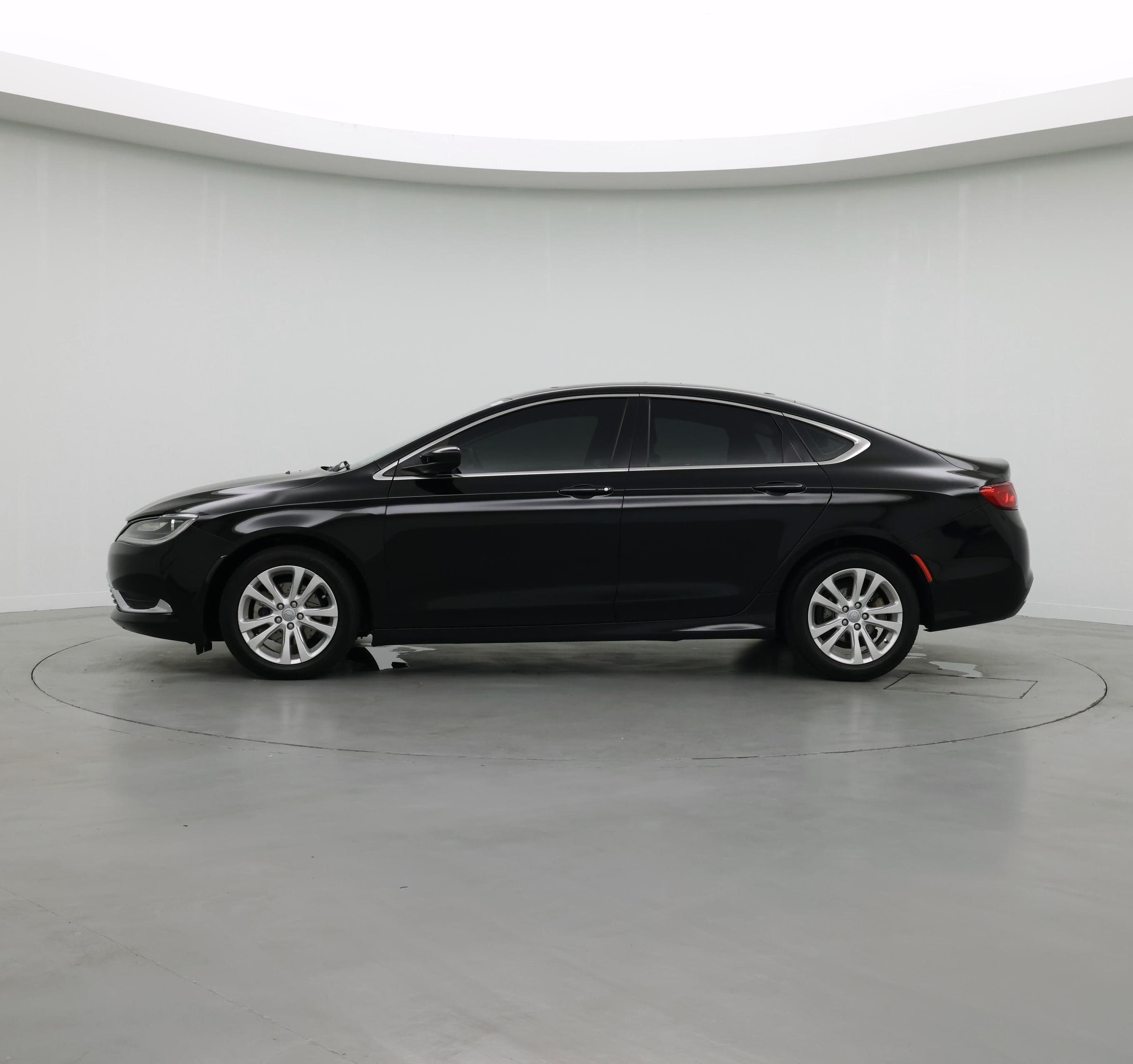 Thumbnail: 2015 Chrysler 200 - 3