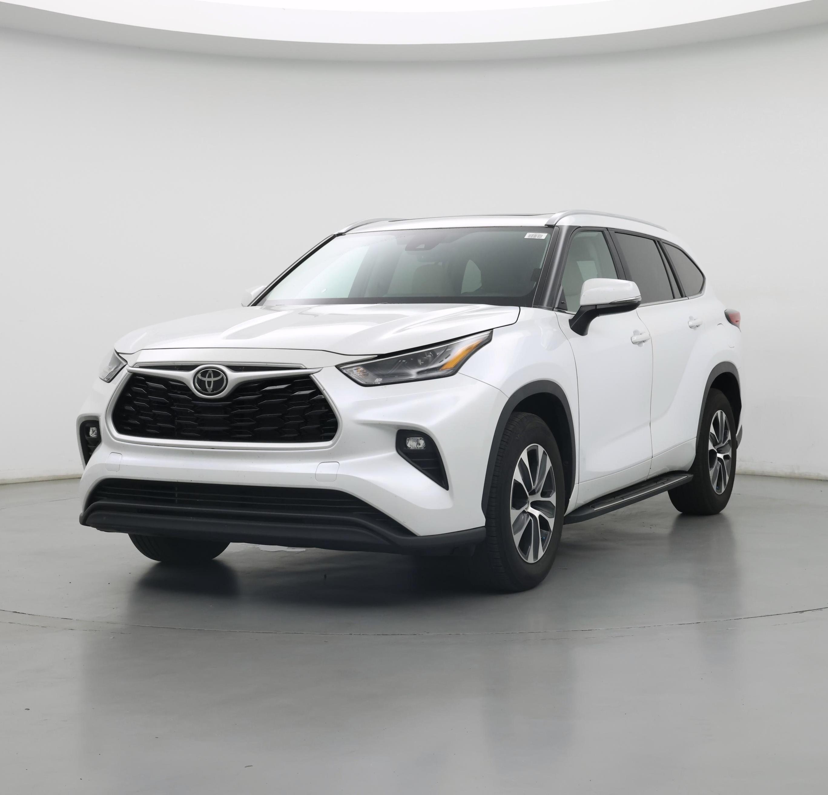 Thumbnail: 2023 Toyota Highlander - 4