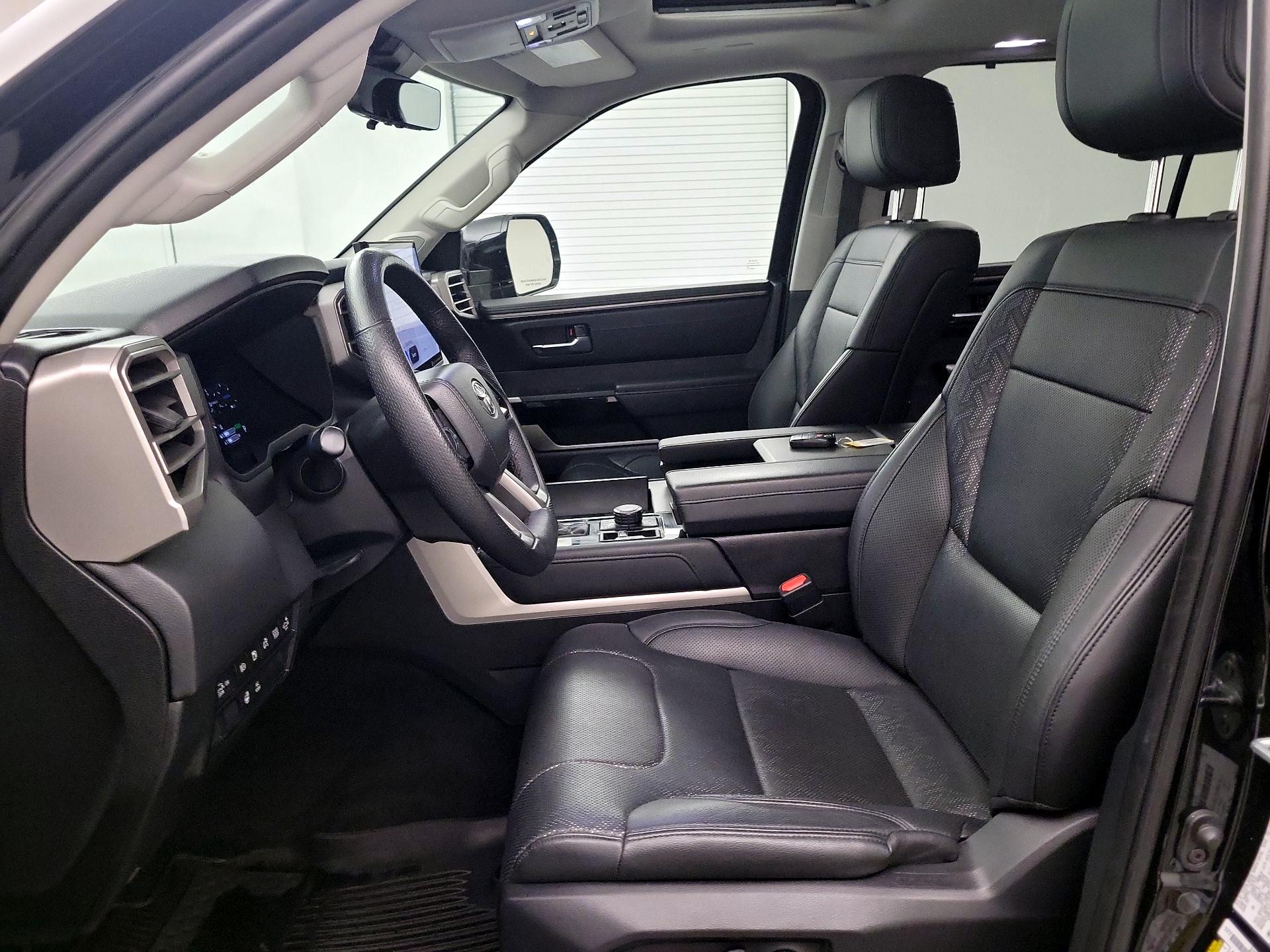 Thumbnail: 2023 Toyota Sequoia - 11