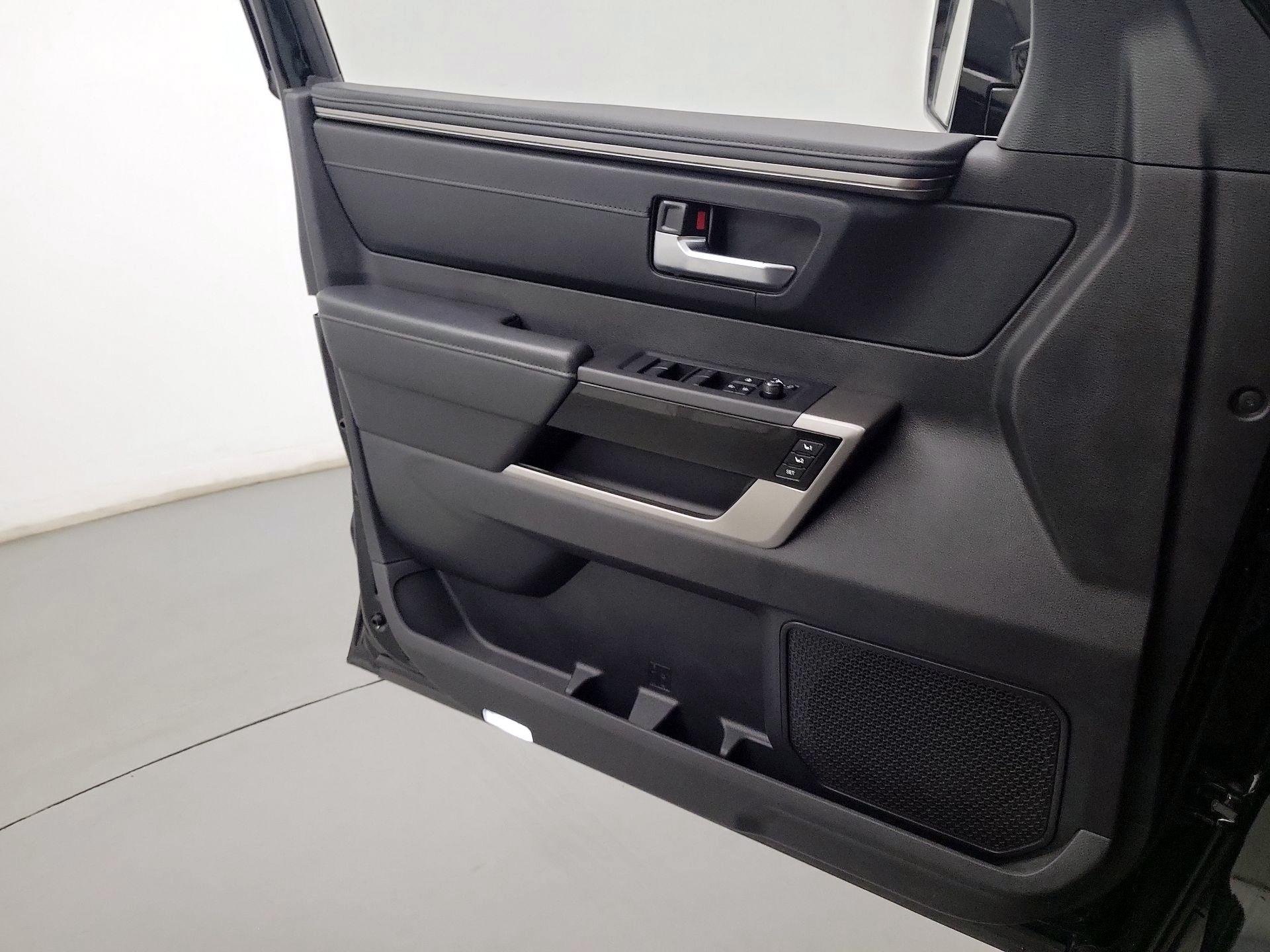 Thumbnail: 2023 Toyota Sequoia - 12