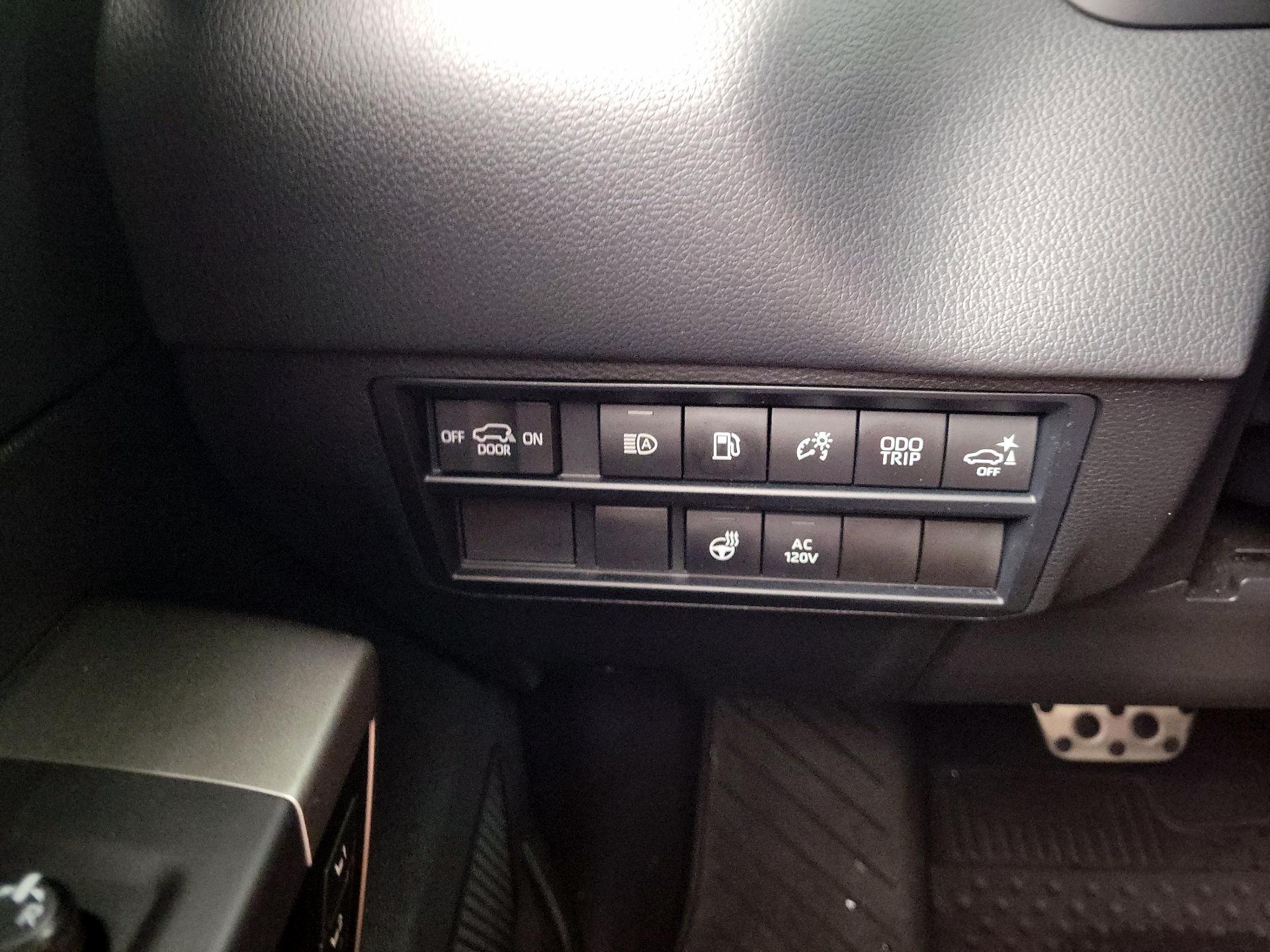 Thumbnail: 2023 Toyota Sequoia - 13