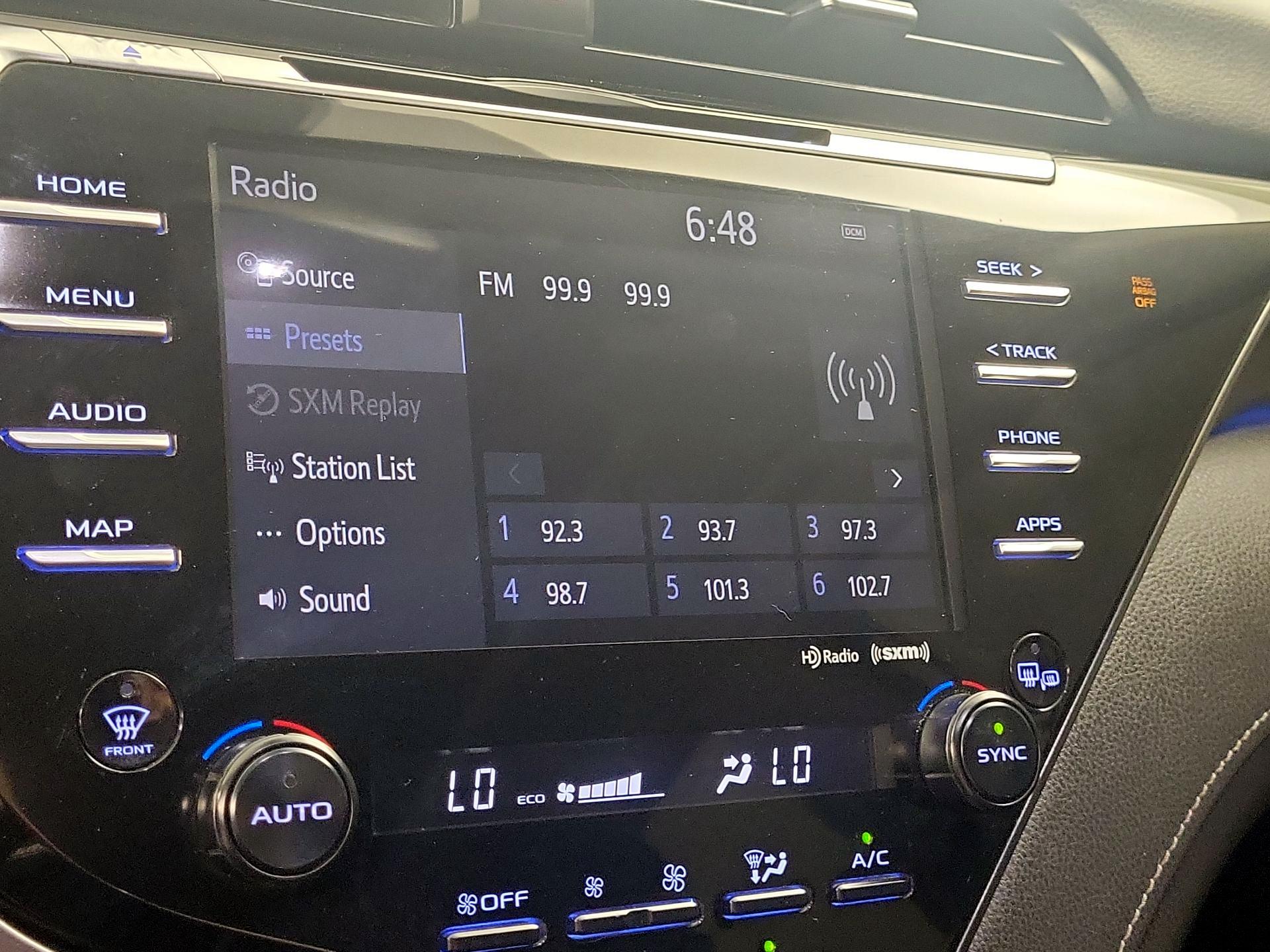 Thumbnail: 2019 Toyota Camry - 15