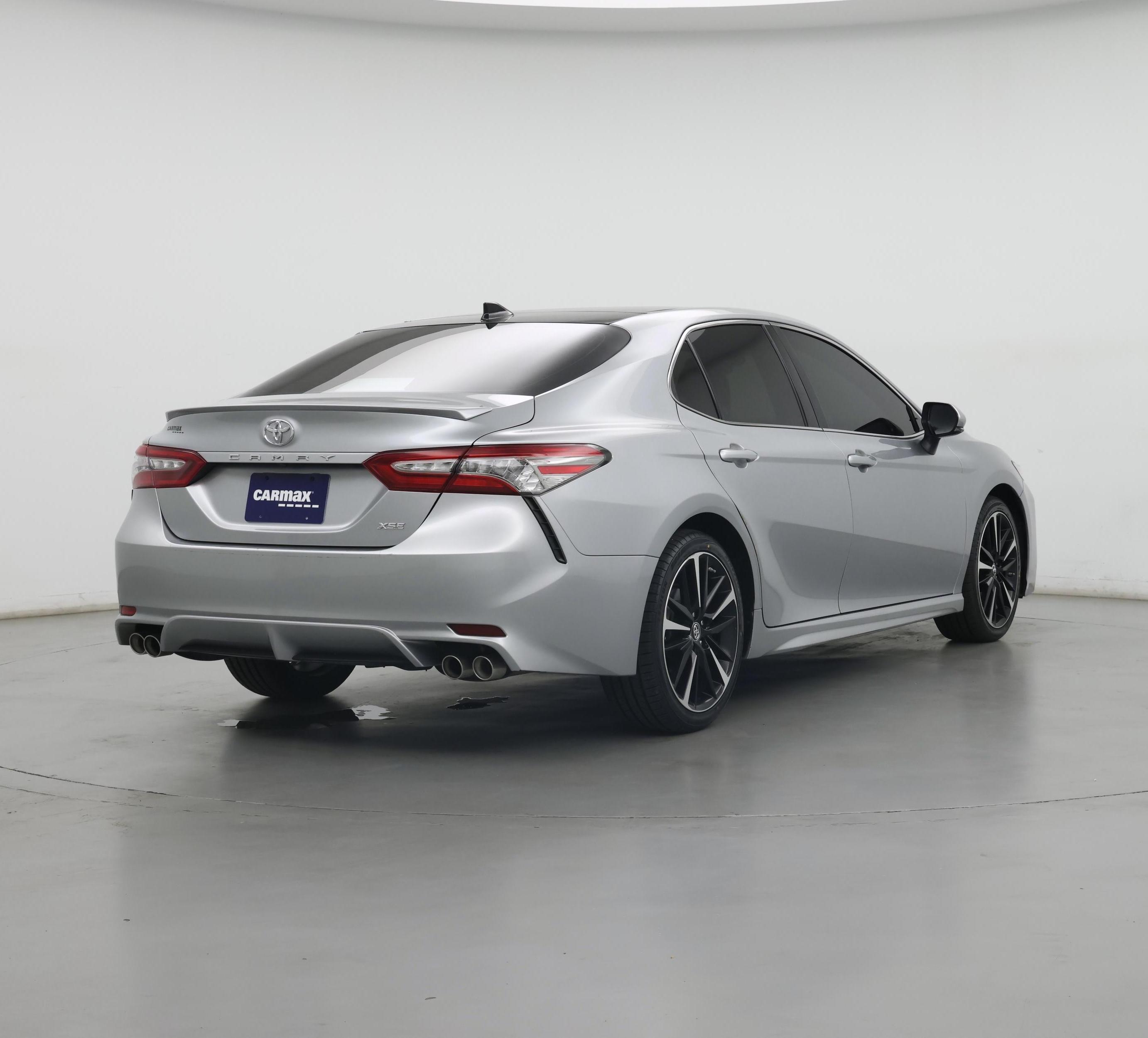 Thumbnail: 2019 Toyota Camry - 8