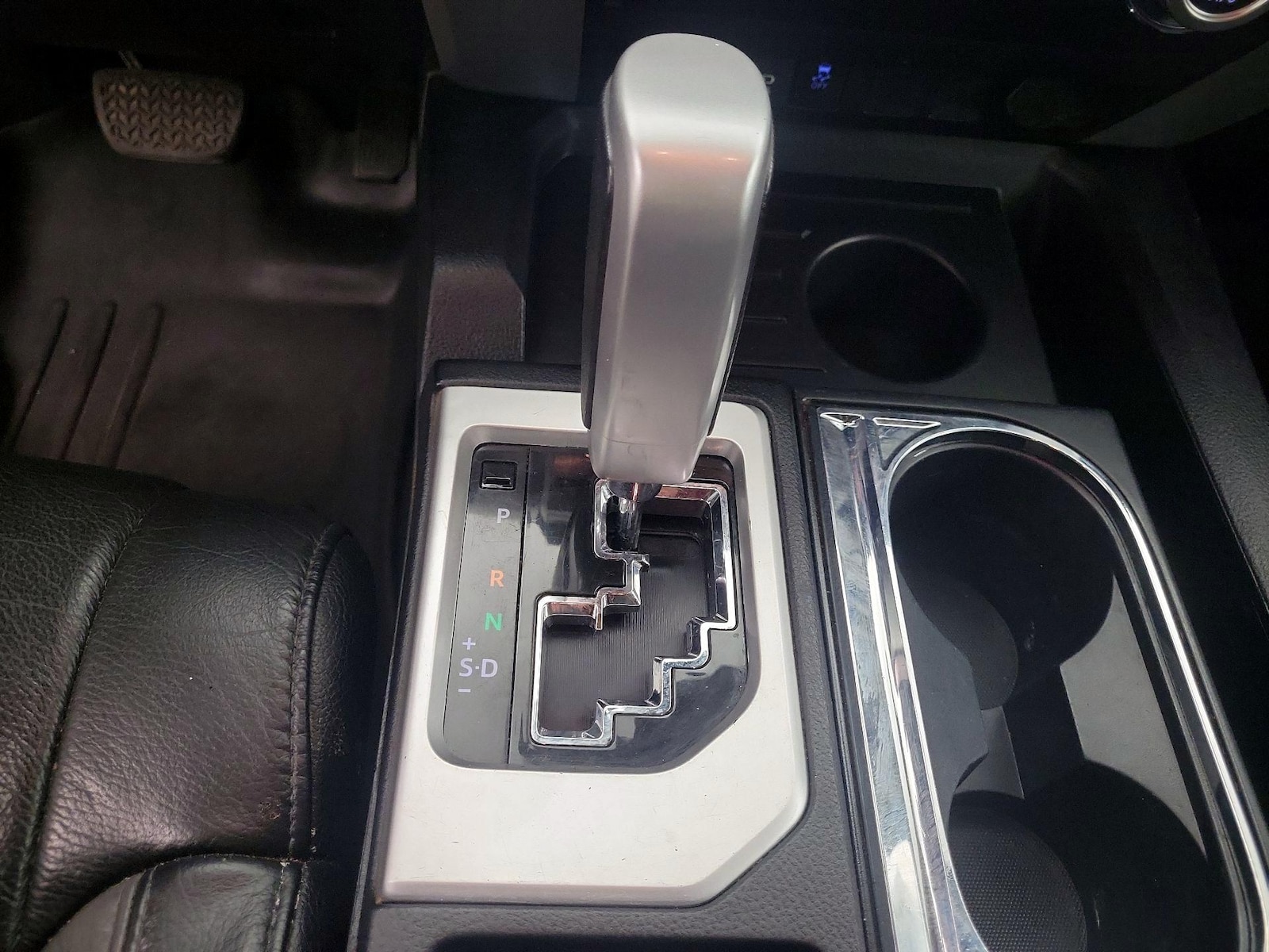 2020 Toyota Tundra Limited - Photo 19
