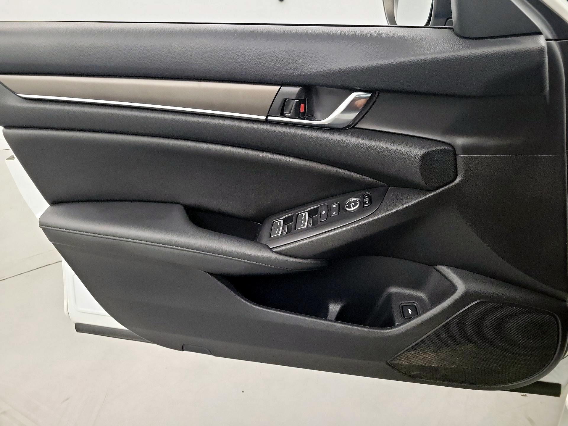 Thumbnail: 2021 Honda Accord - 12