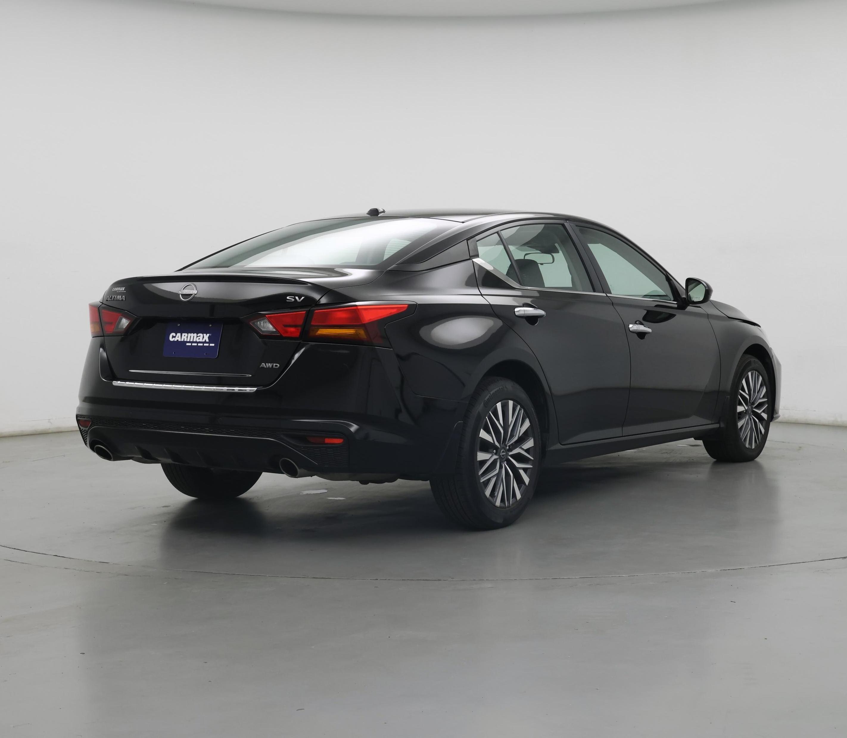 Thumbnail: 2023 Nissan Altima - 8