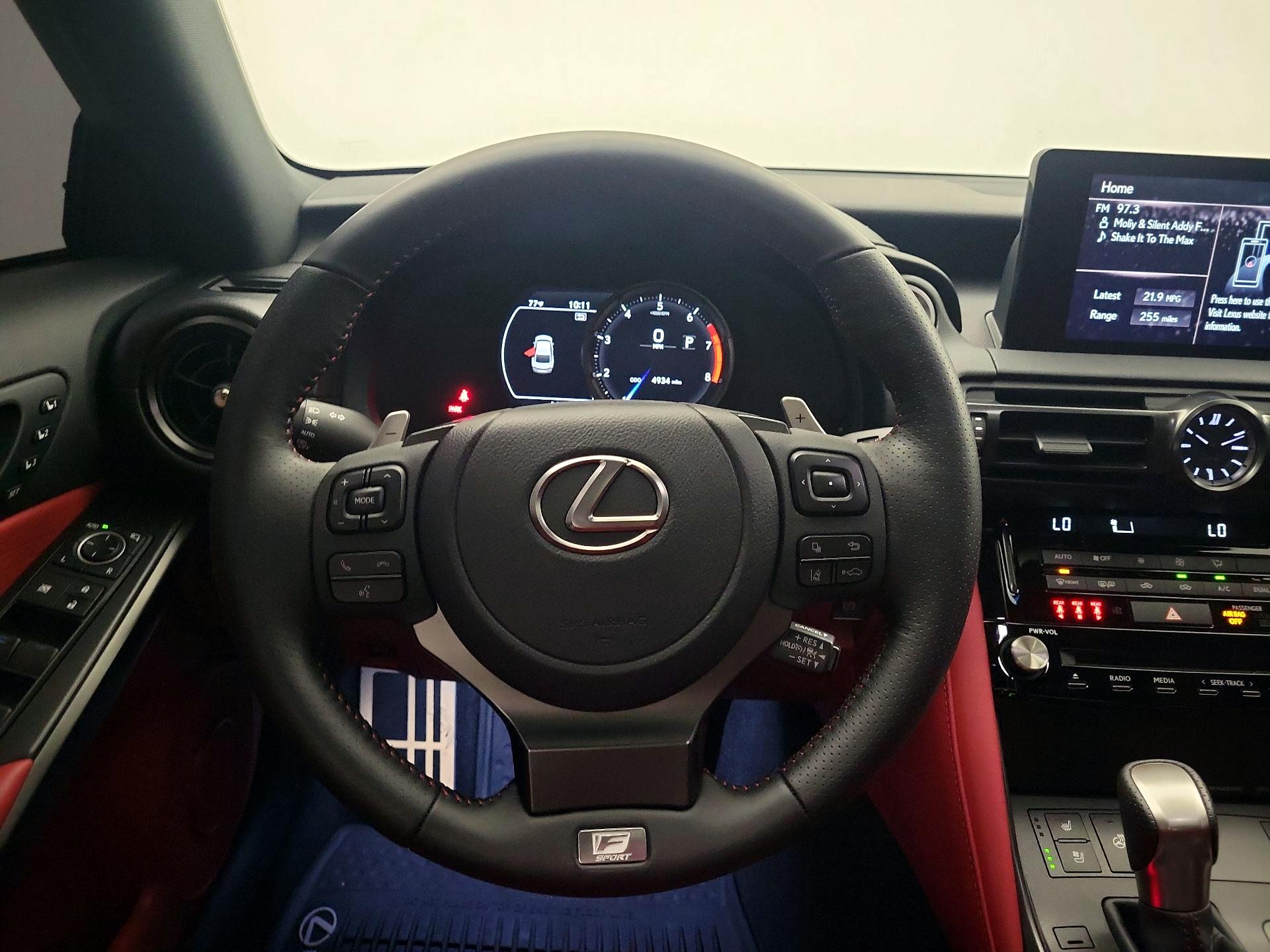 Thumbnail: 2025 Lexus IS - 10