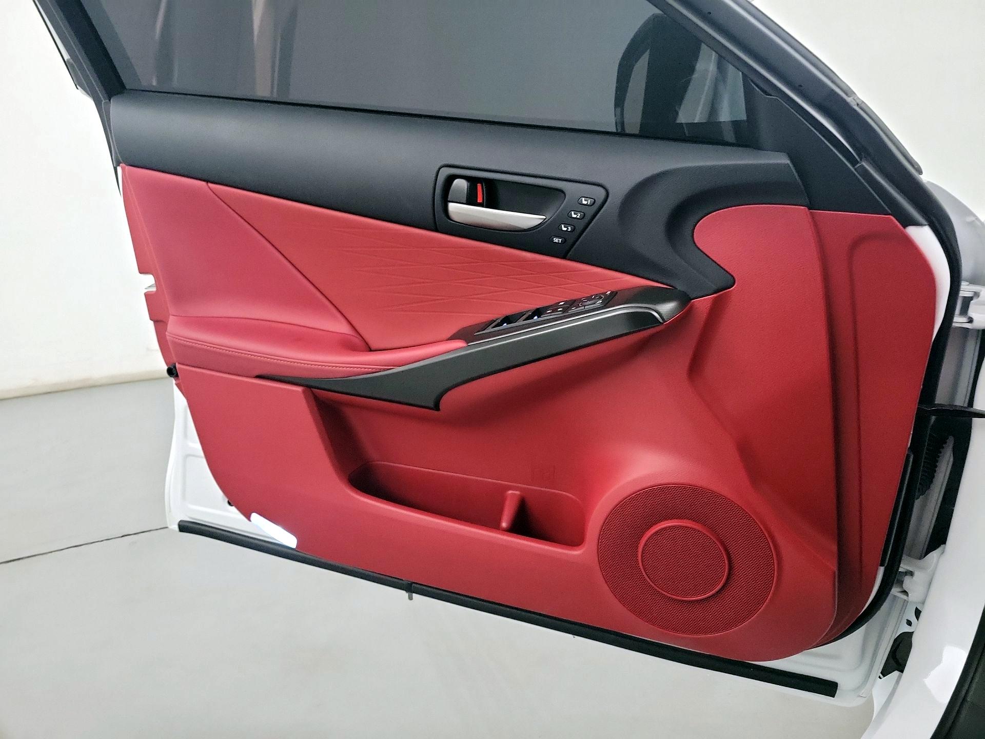 Thumbnail: 2025 Lexus IS - 12