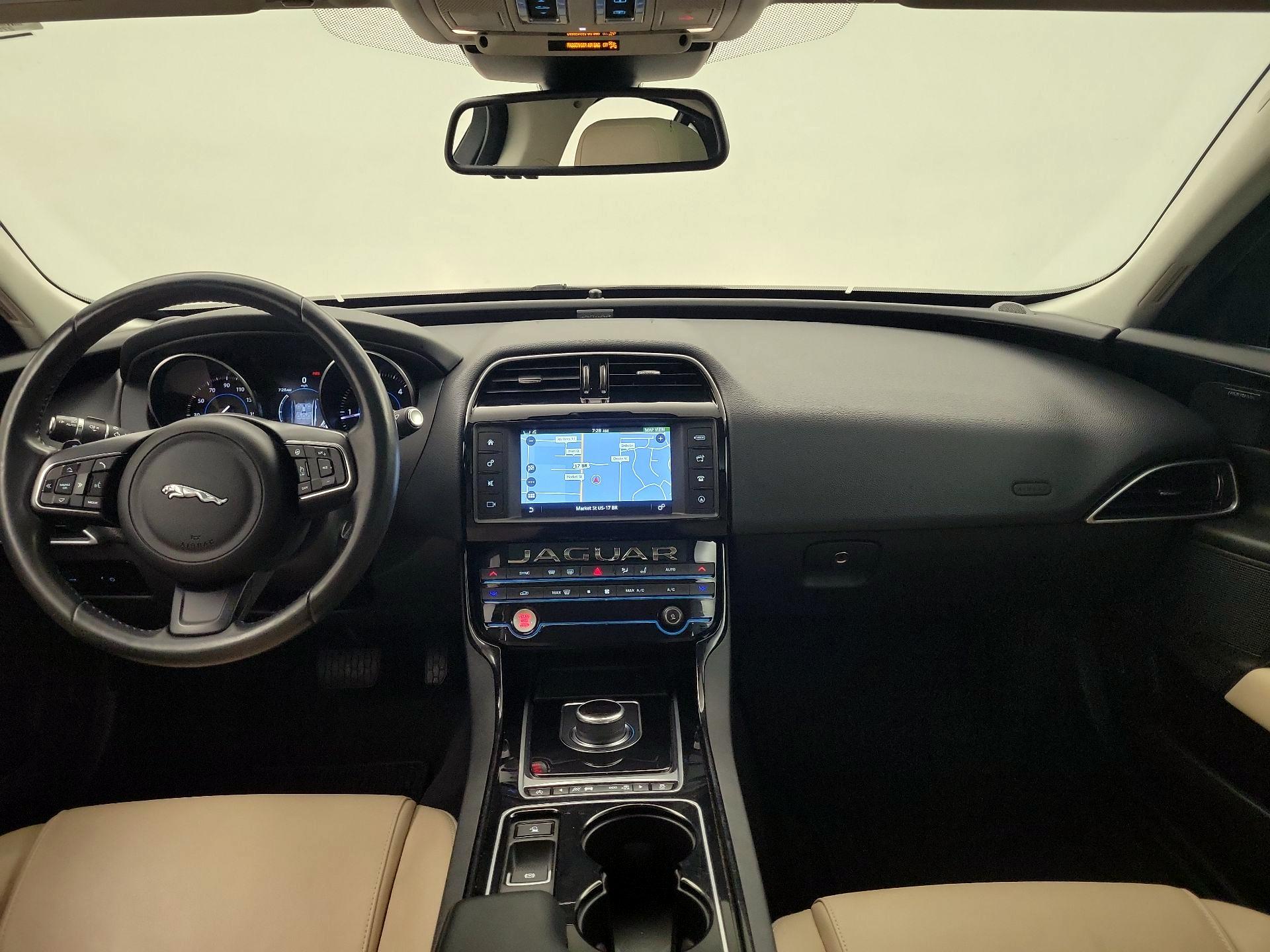 Thumbnail: 2017 Jaguar XE - 9