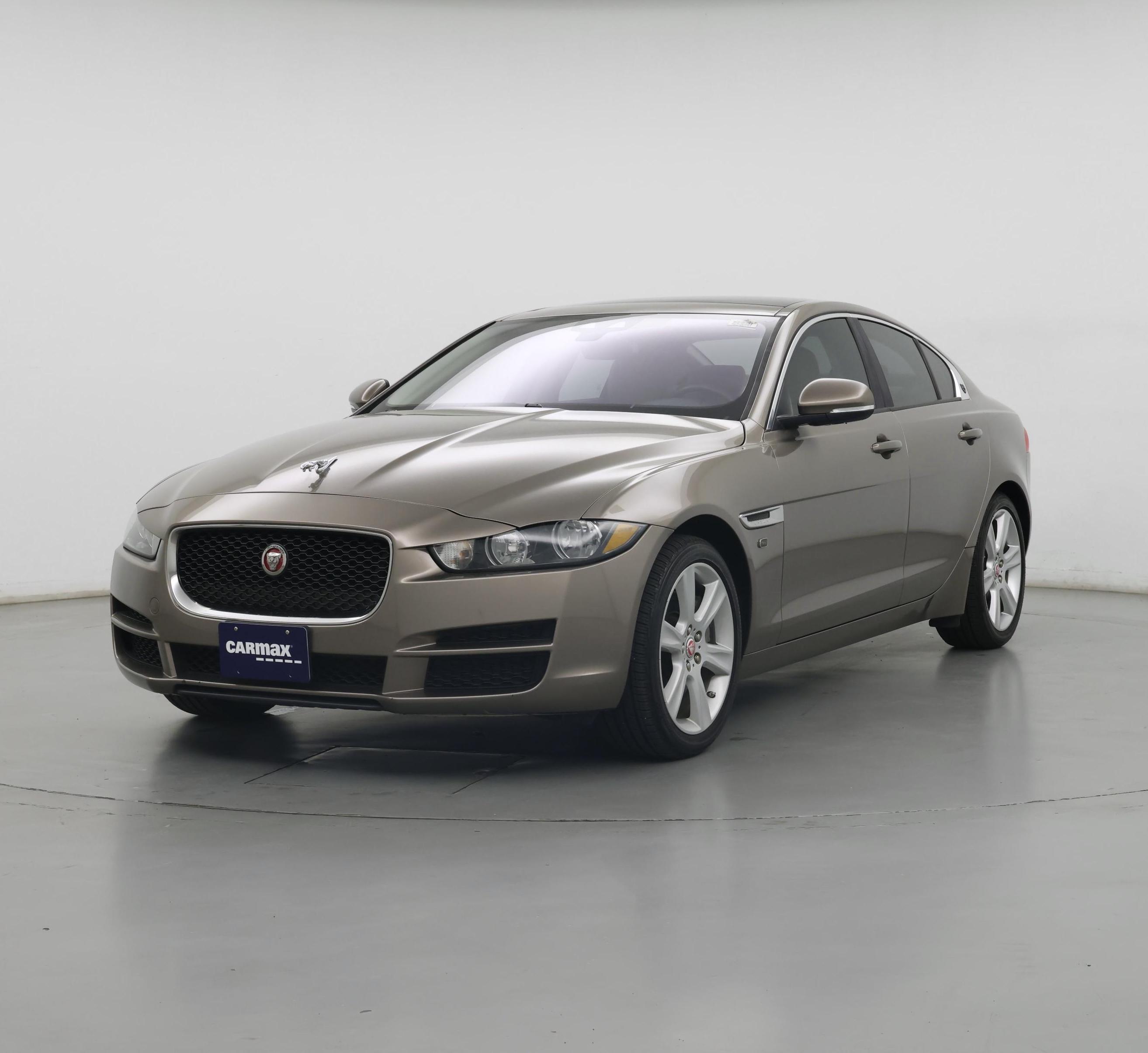 Thumbnail: 2017 Jaguar XE - 4