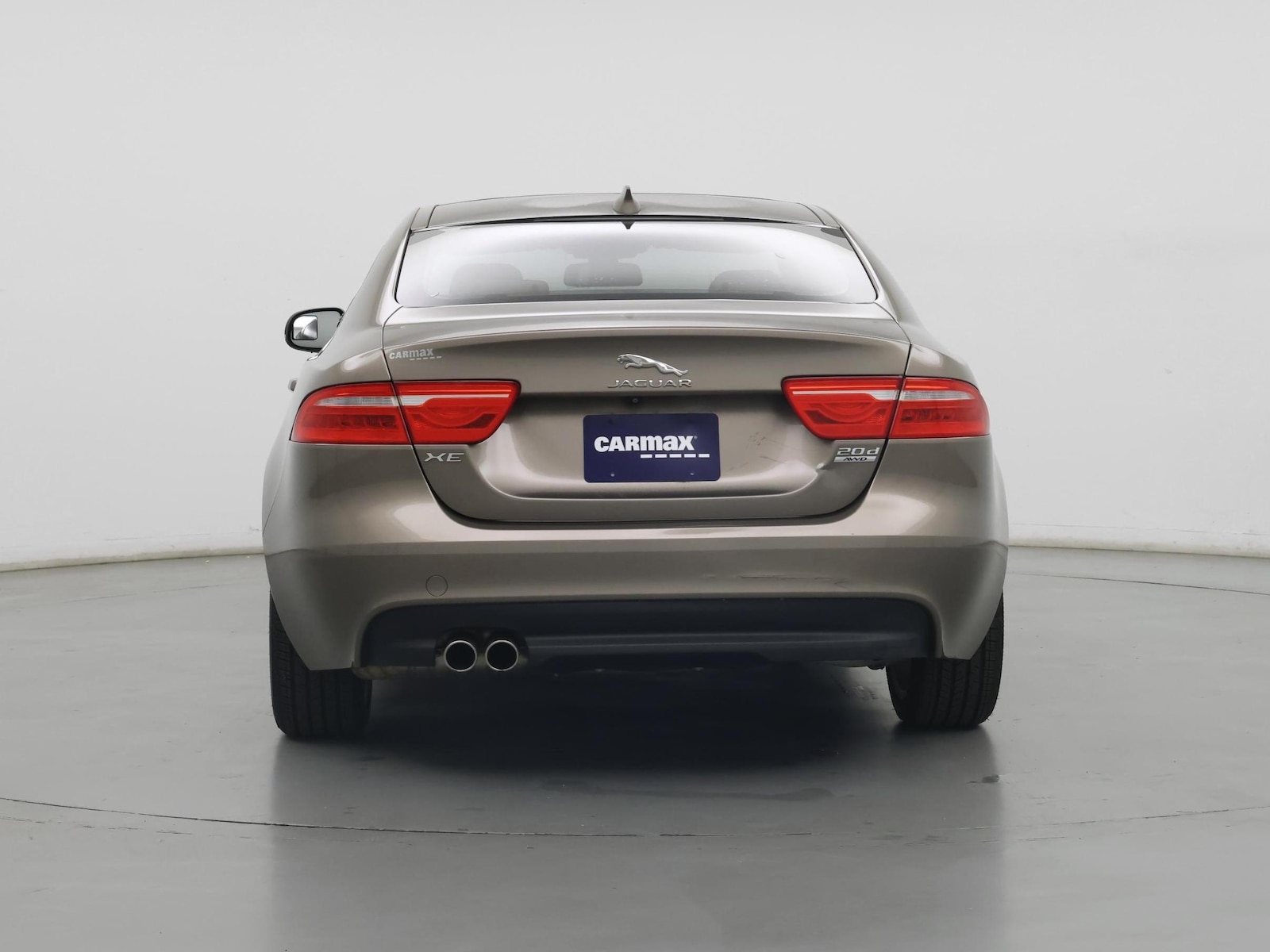 2017 Jaguar XE Premium - Photo 7