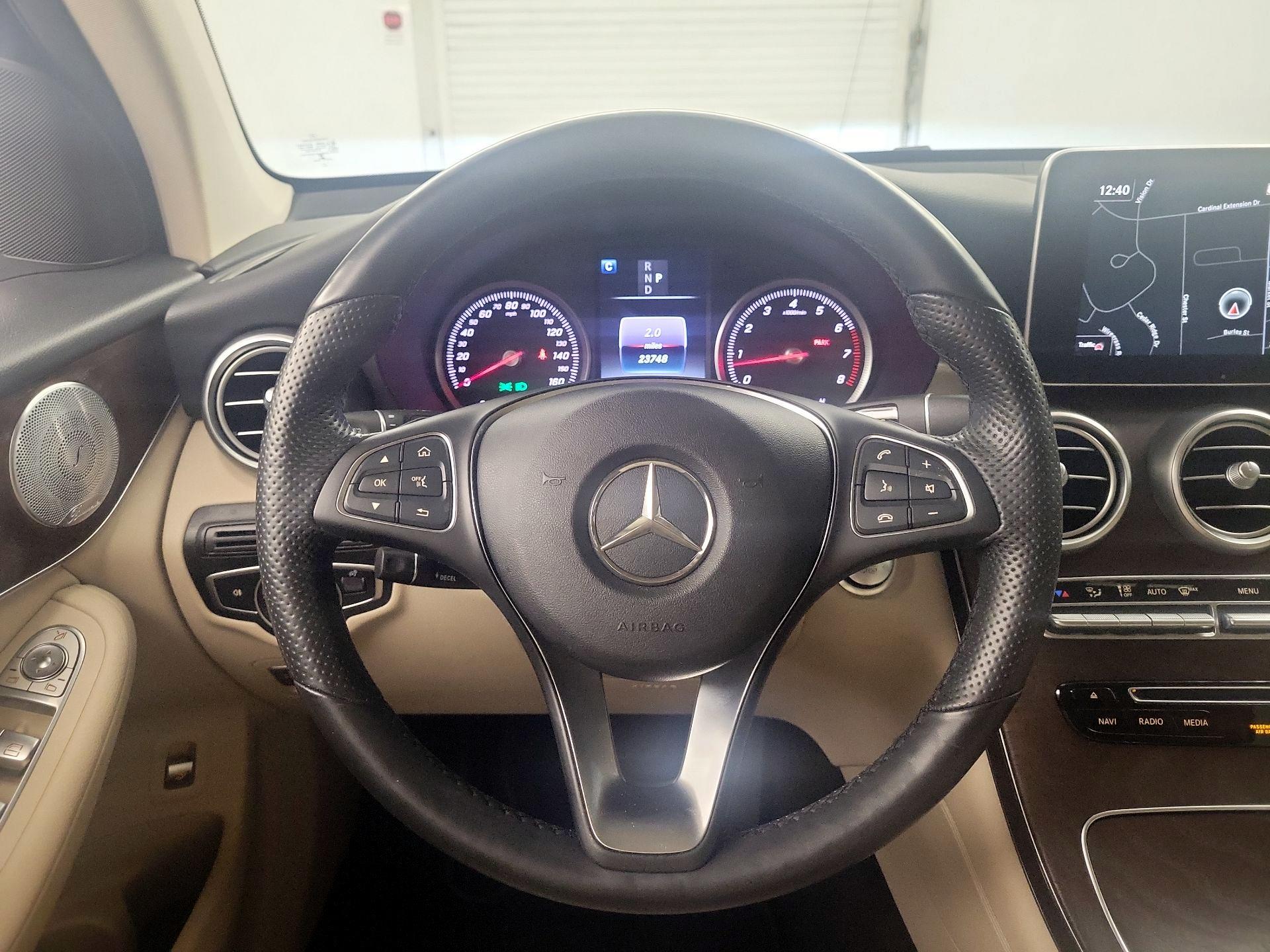Thumbnail: 2018 Mercedes-Benz GLC - 10
