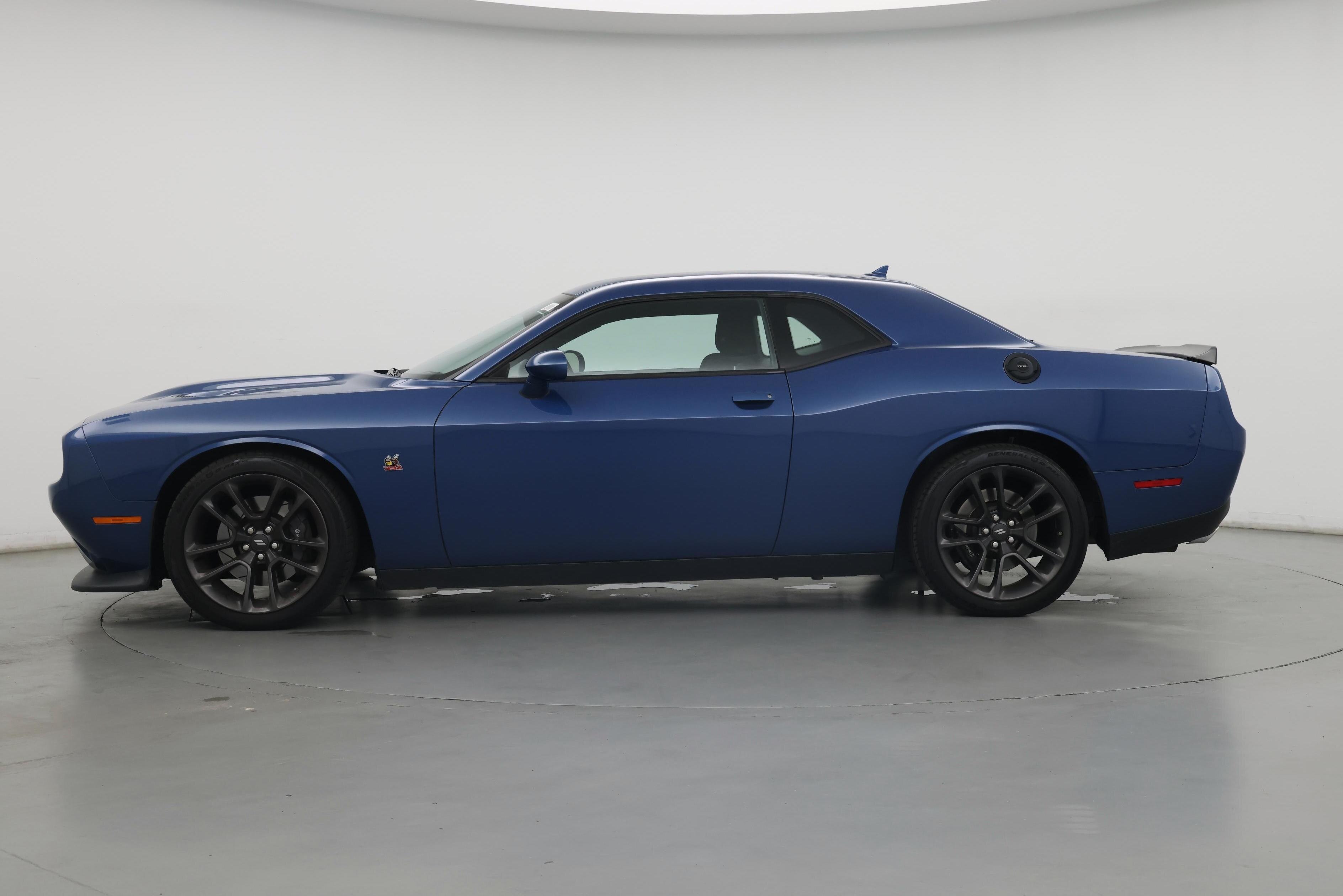 Thumbnail: 2021 Dodge Challenger - 3