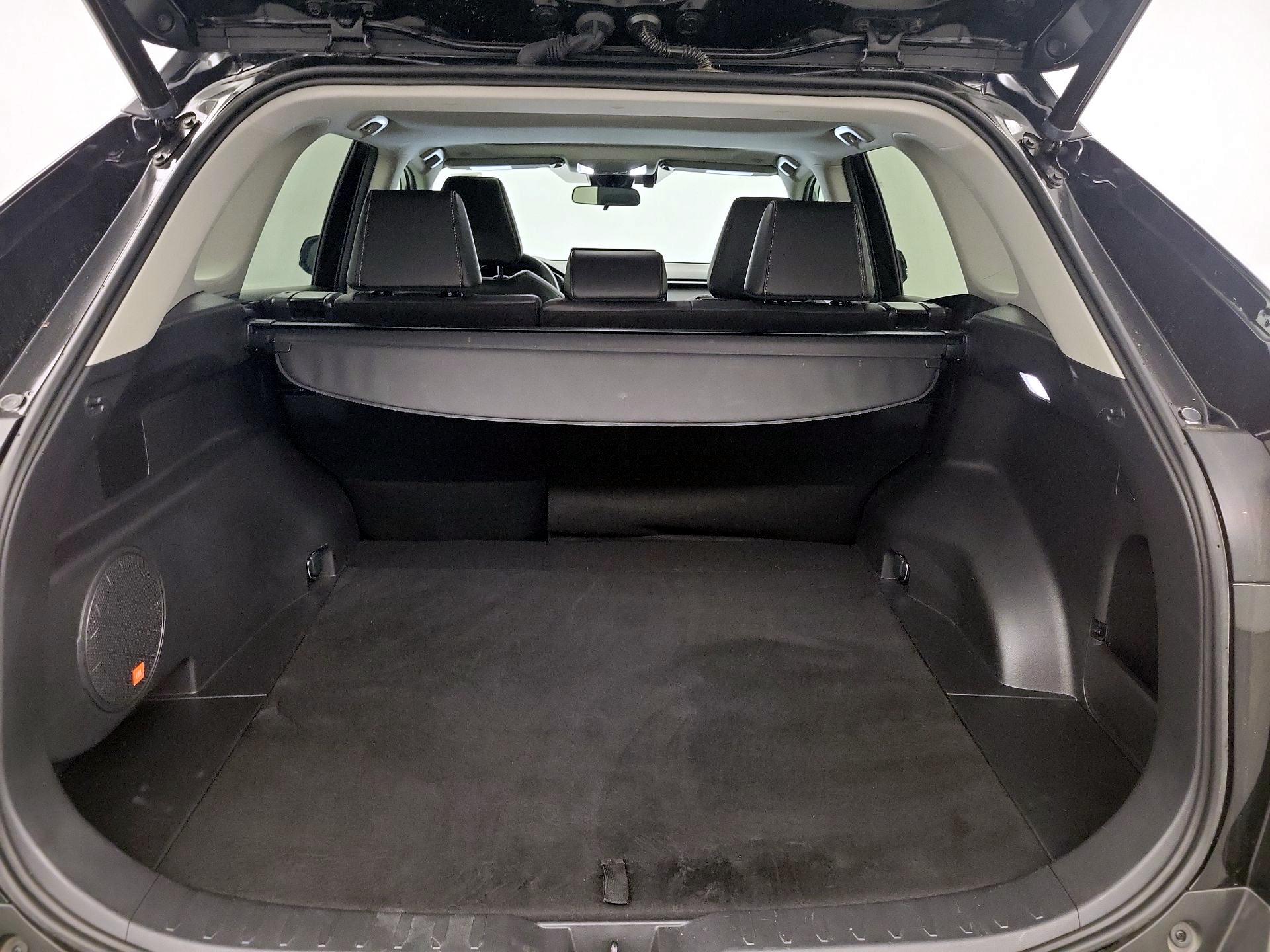 Thumbnail: 2023 Toyota RAV4 - 20