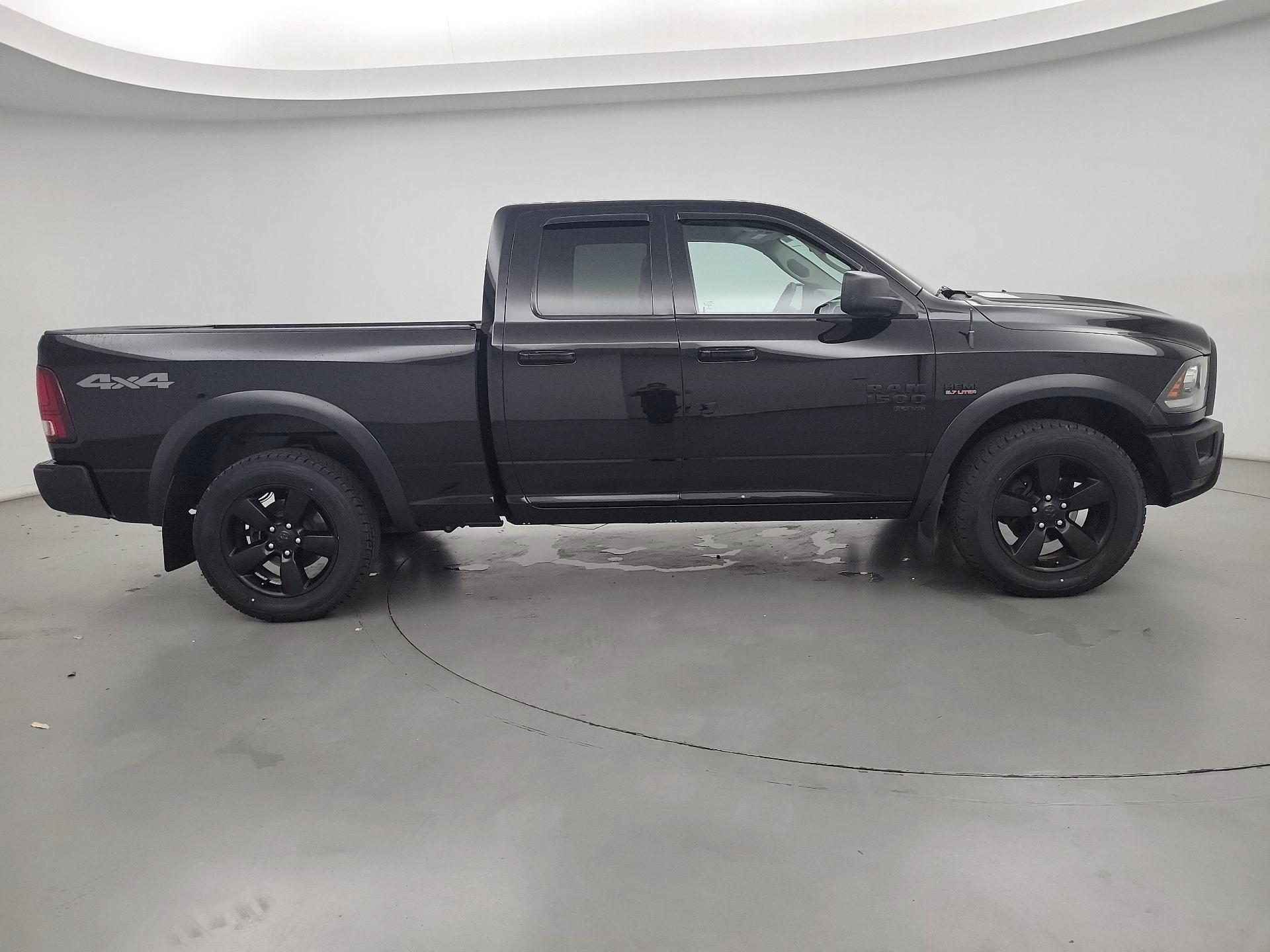 Thumbnail: 2019 RAM 1500 Classic - 4