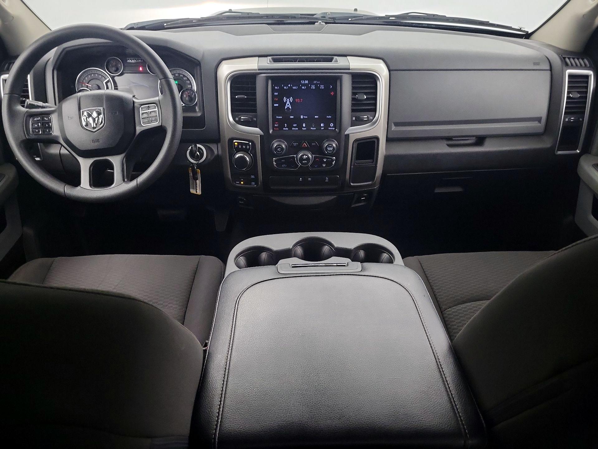 Thumbnail: 2019 RAM 1500 Classic - 8